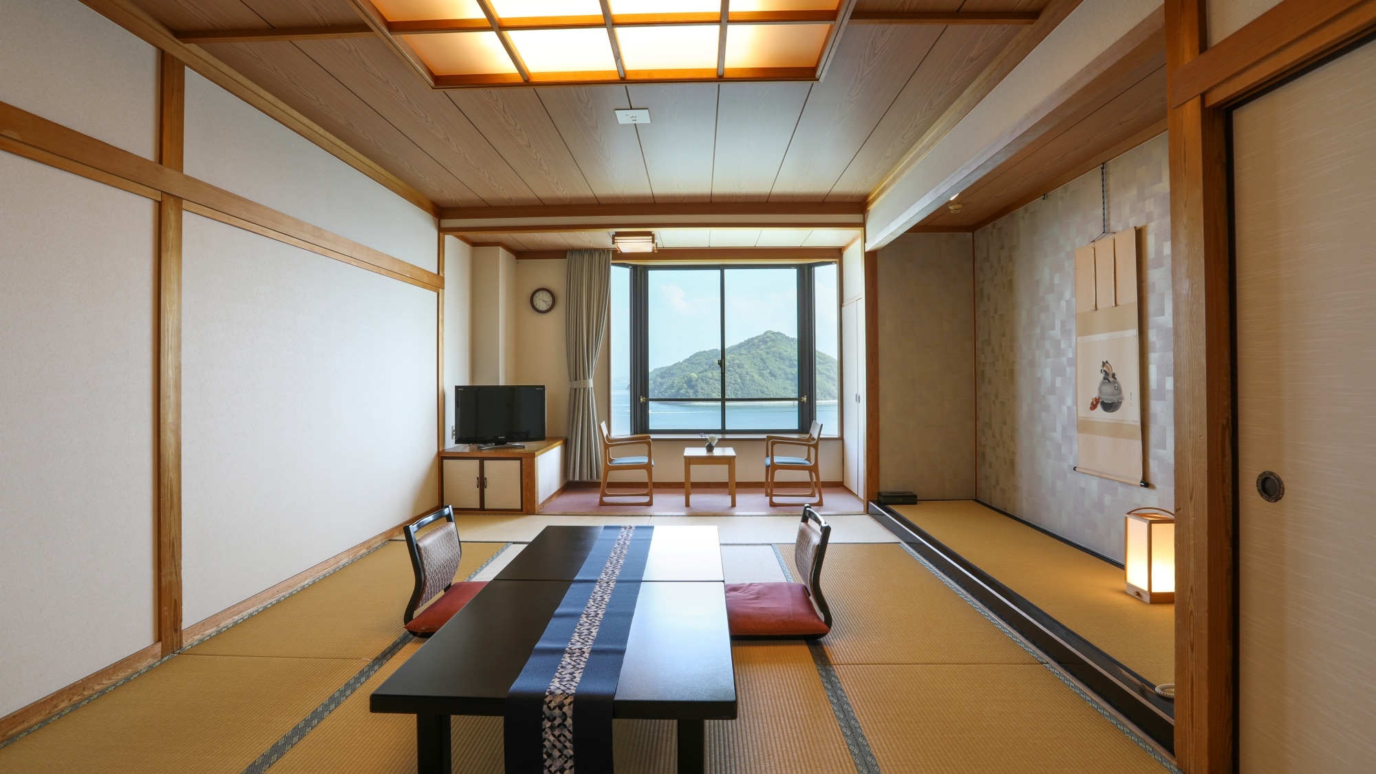 Japanese style room 12 tatami mats