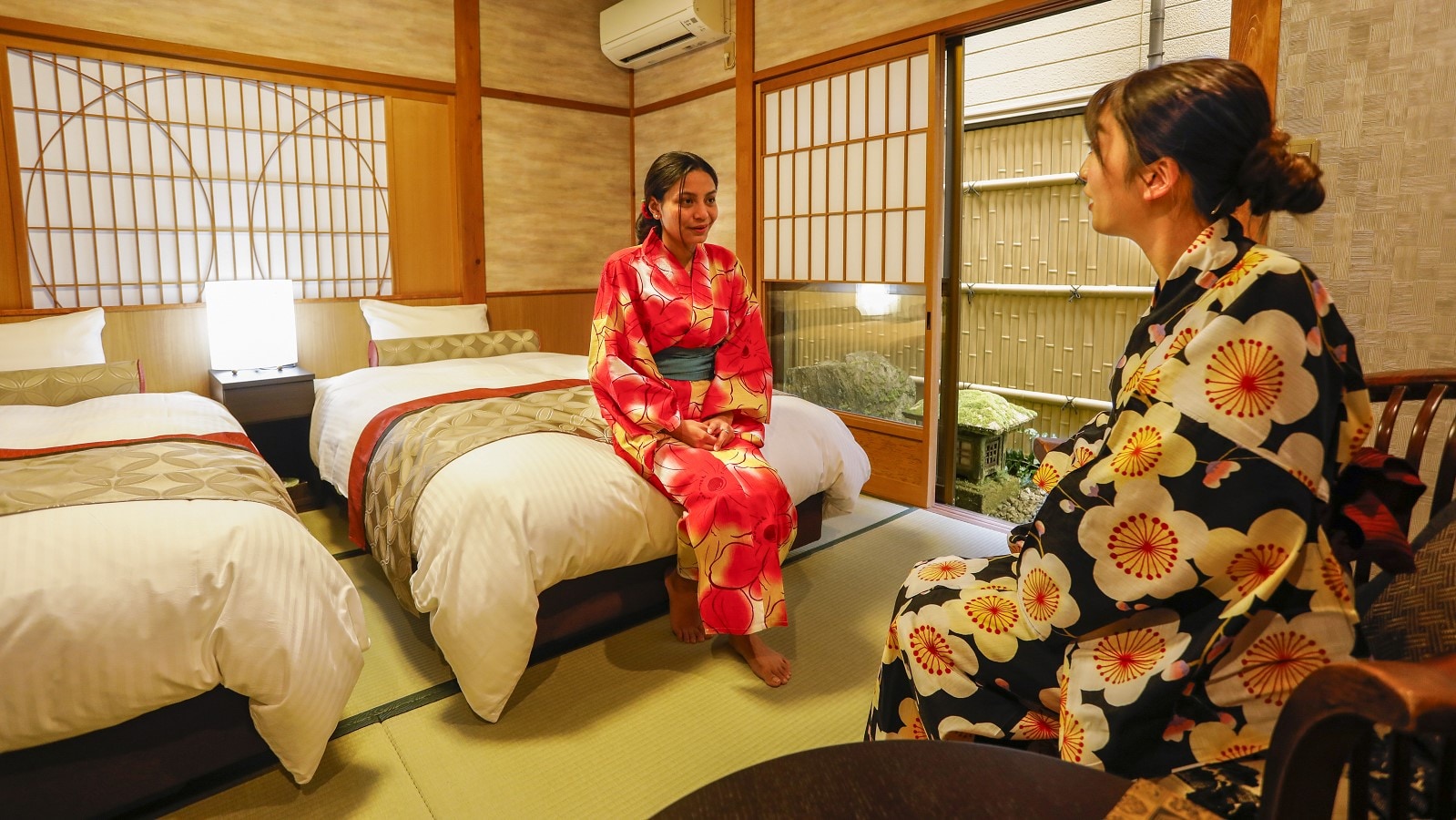 In the guest room [Tsubaki no Ma]