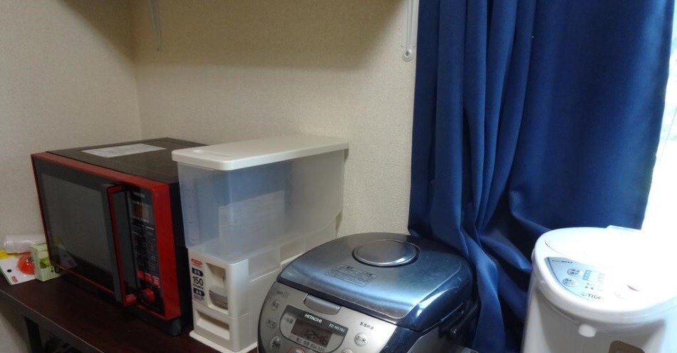Equipment in the hall