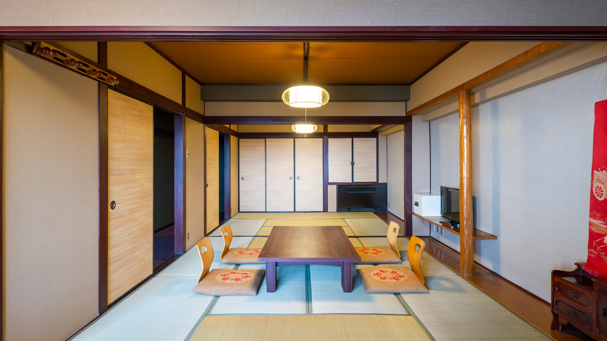 Kamar standar bergaya Jepang