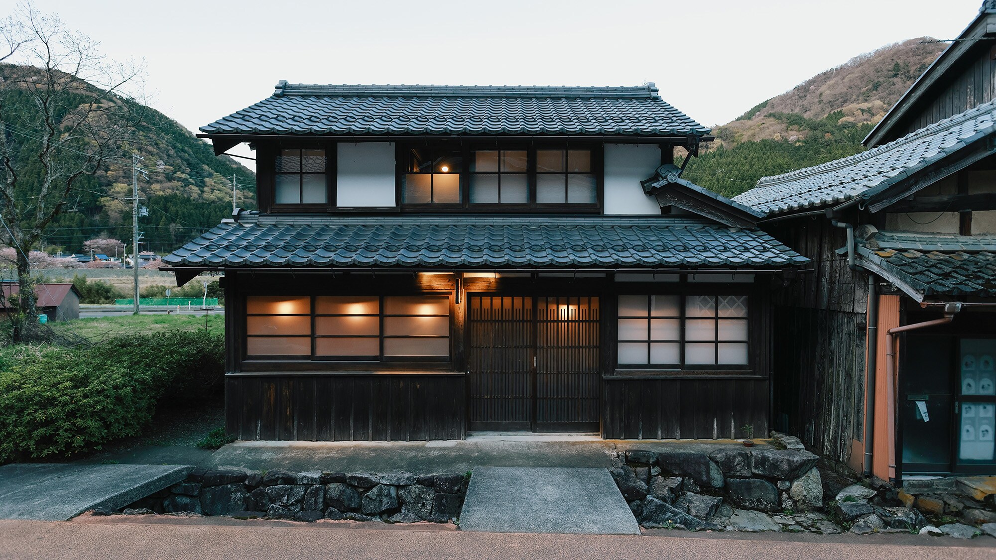 [Maximum 3 people] Hotaru_Exterior