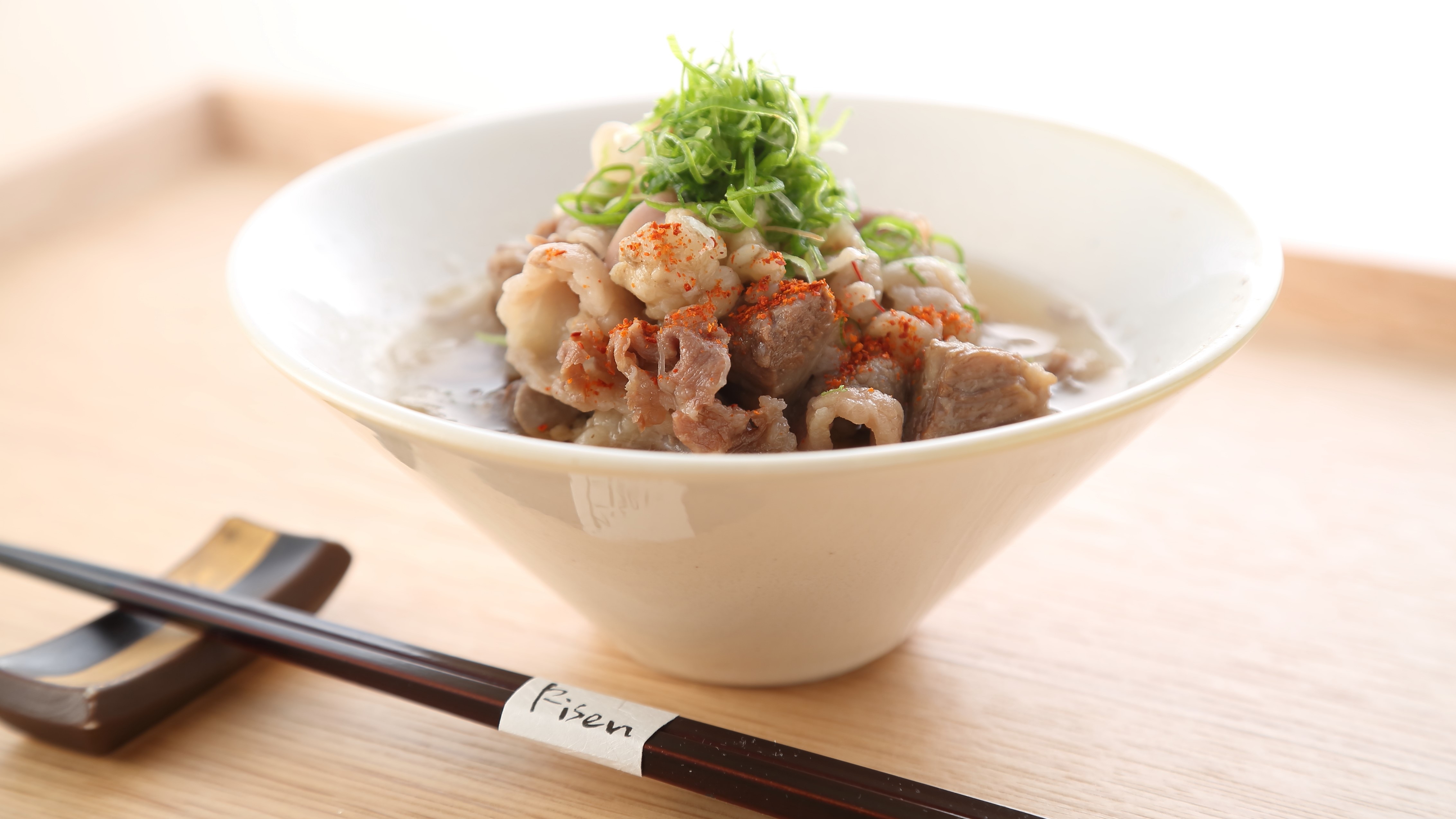Osaka specialty "Naniwa Niku-sui"