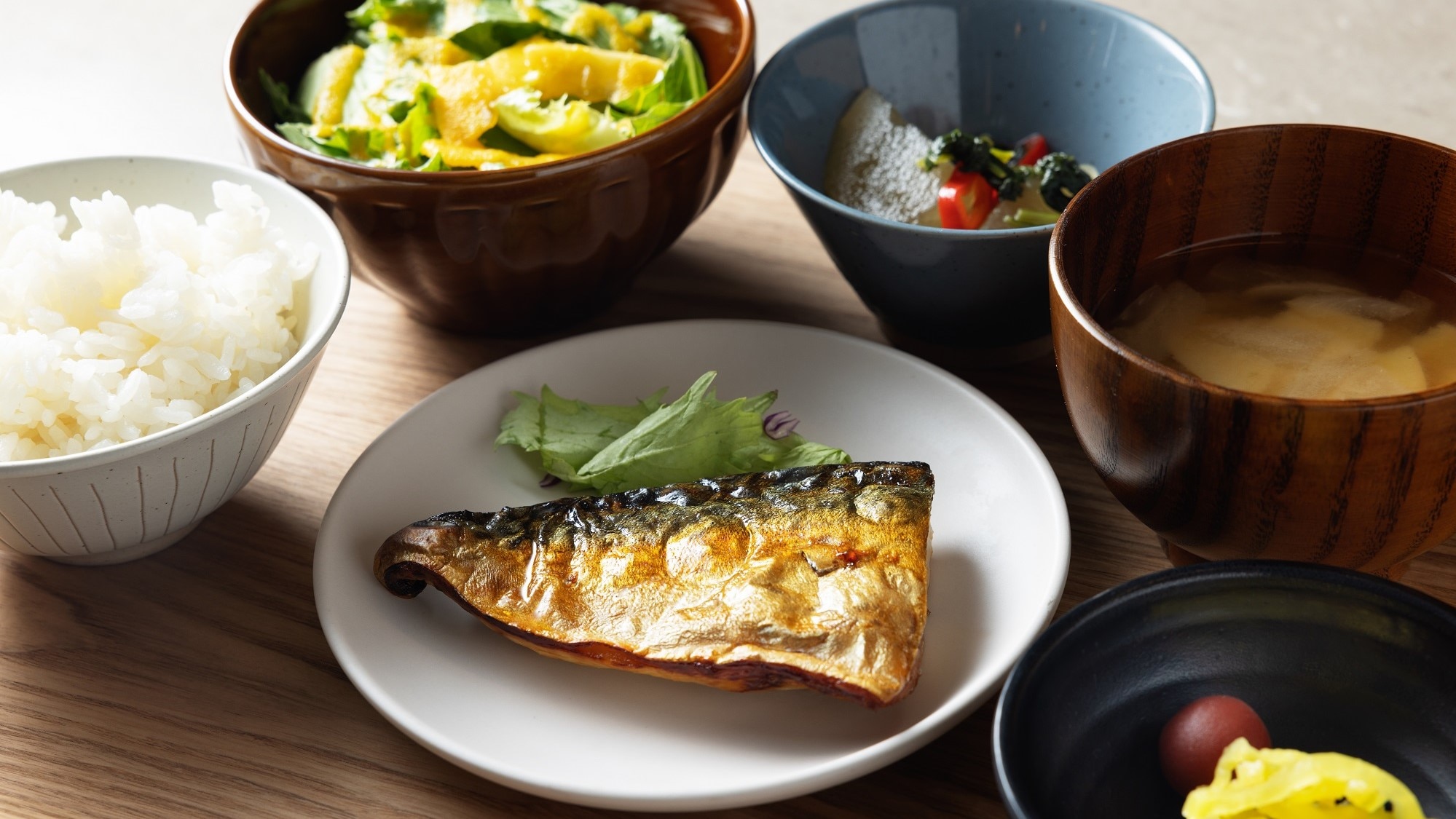 早餐圖（日式盤）