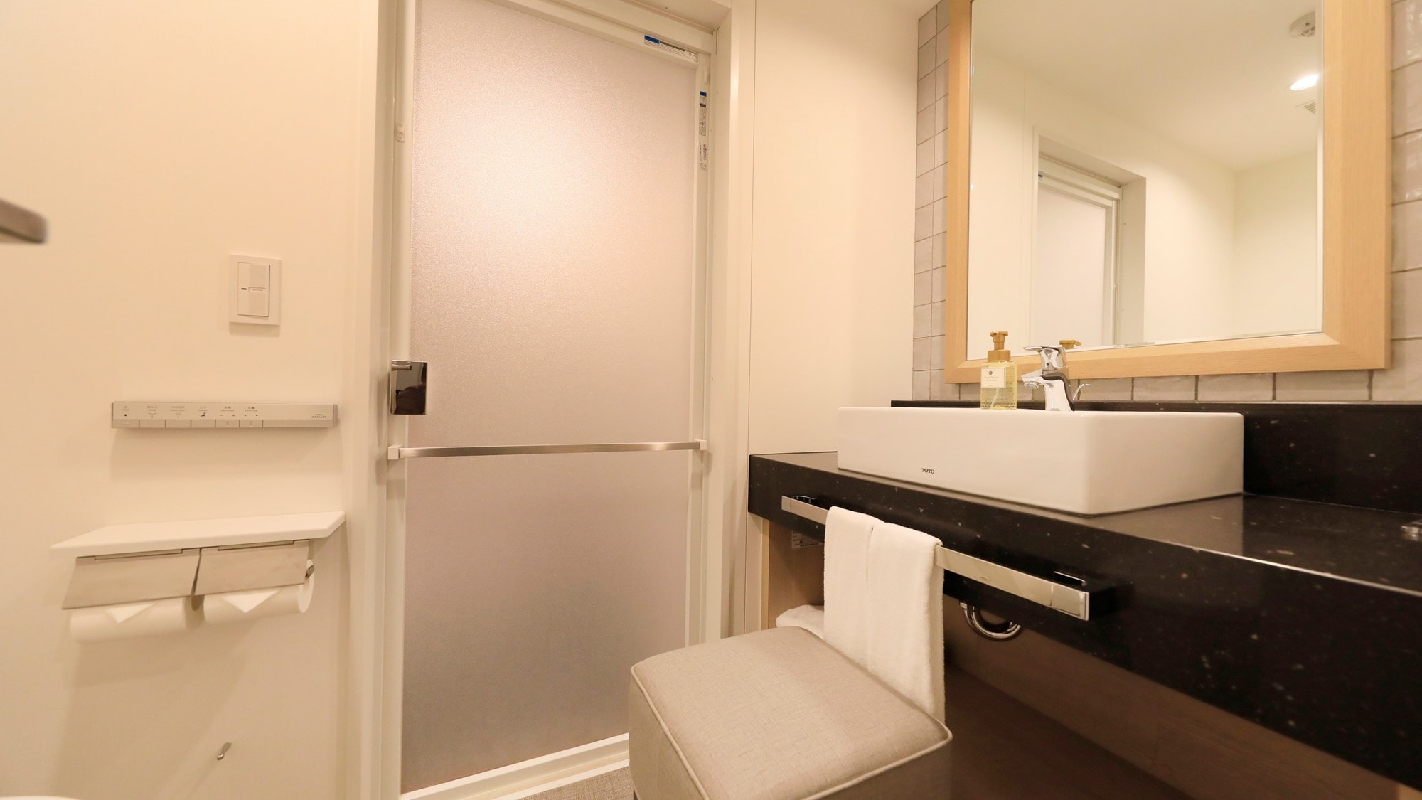 DT_Bath_1