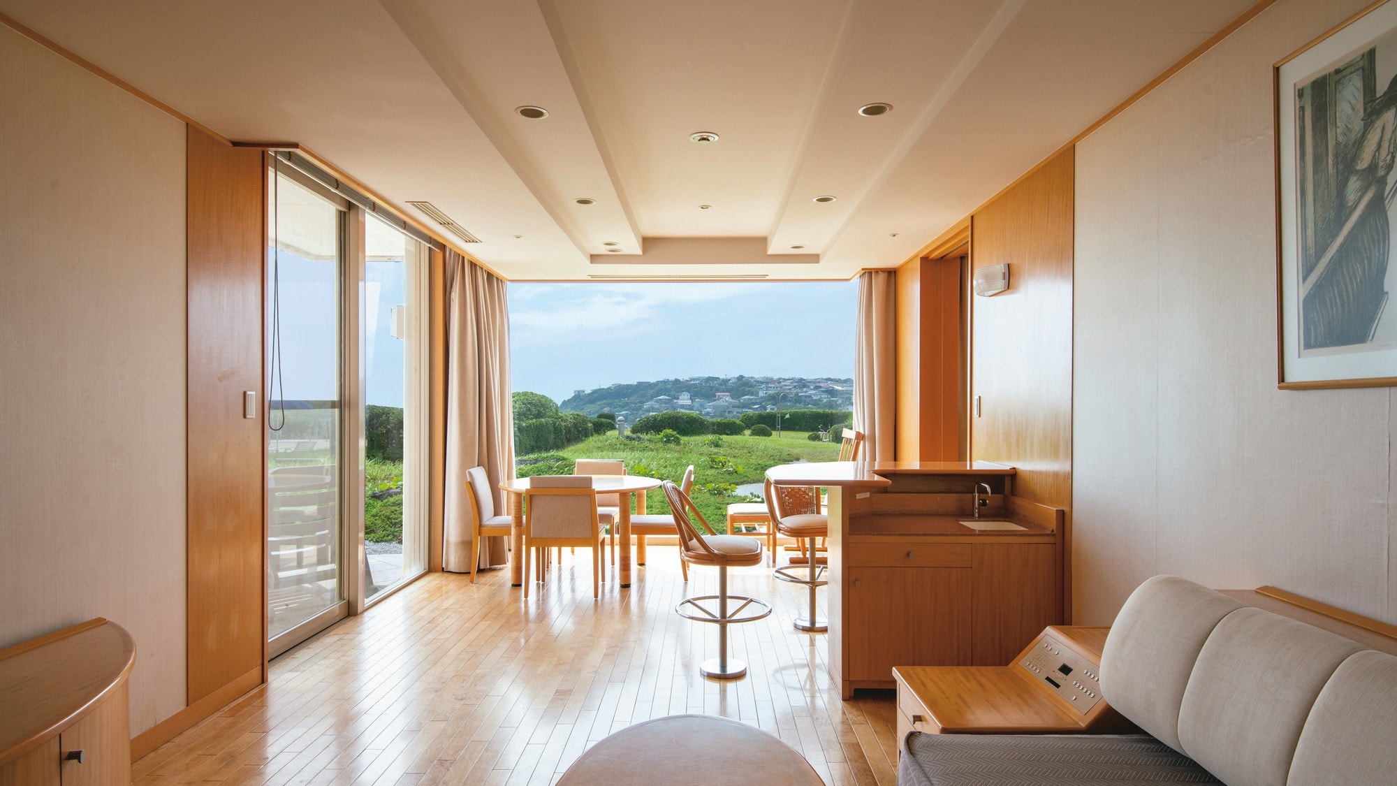 Shichirigahama Suite（3樓/72平方米/禁止吸煙/室外花園游泳池相模灣江之島的城市景觀）