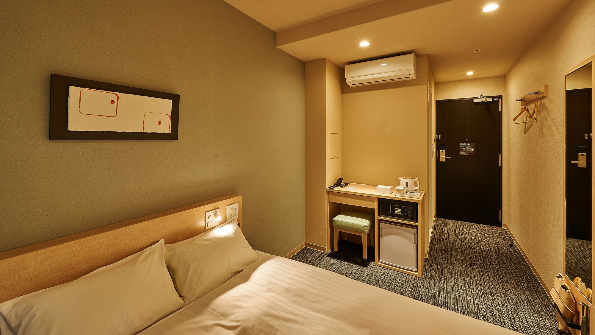 ■ Double room