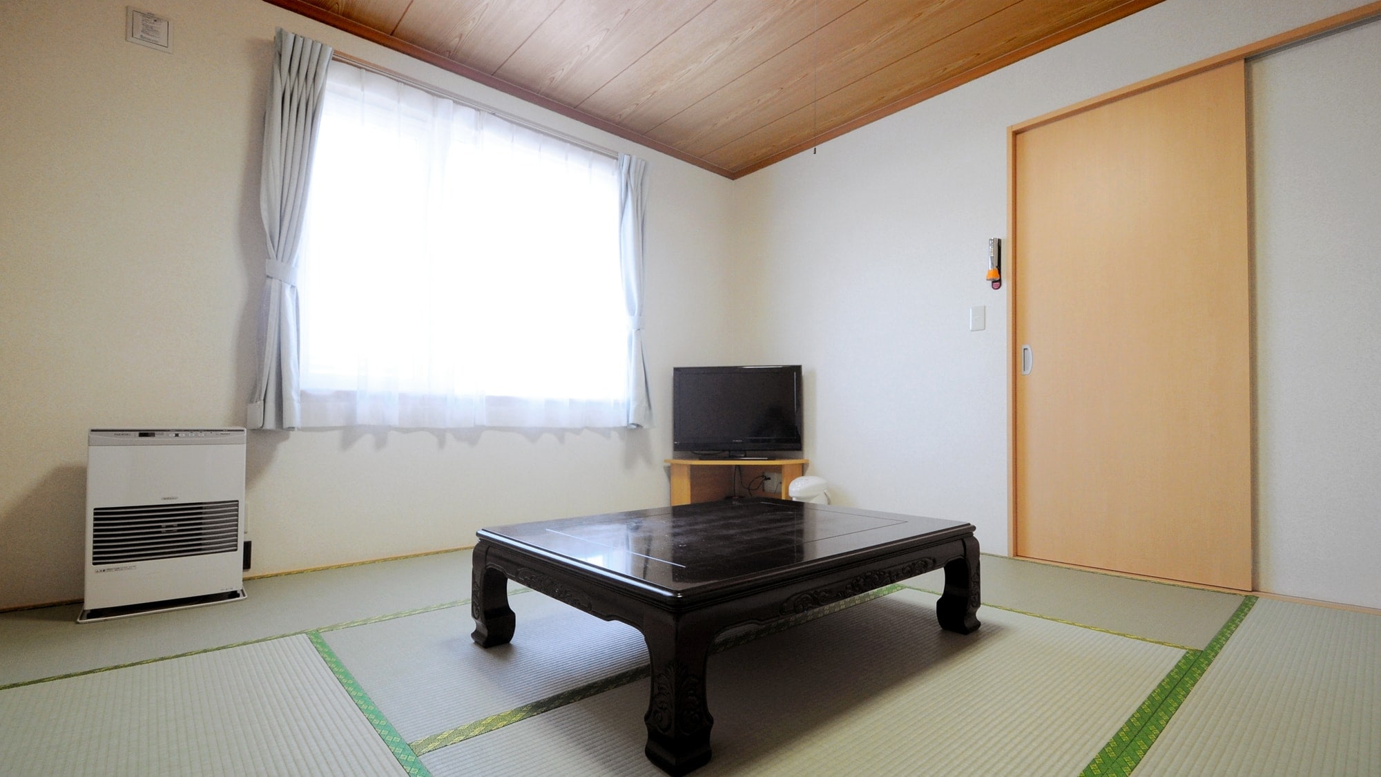[Kamar bergaya Jepang, 8 tatami, bebas rokok] Kamar yang terang dan bersih.