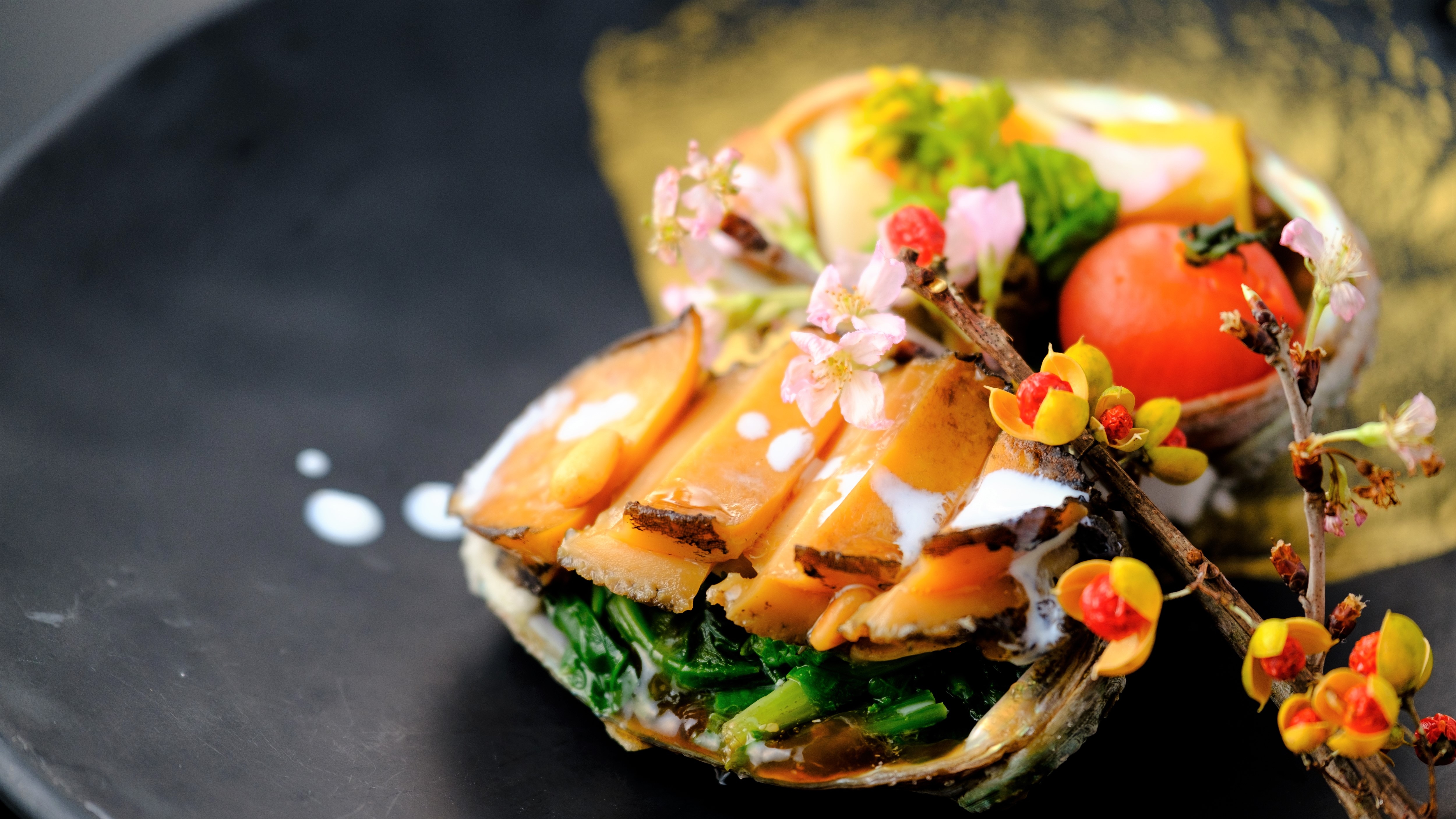 【鮑魚排】鮮嫩的蒸鮑魚，配上原汁原味！