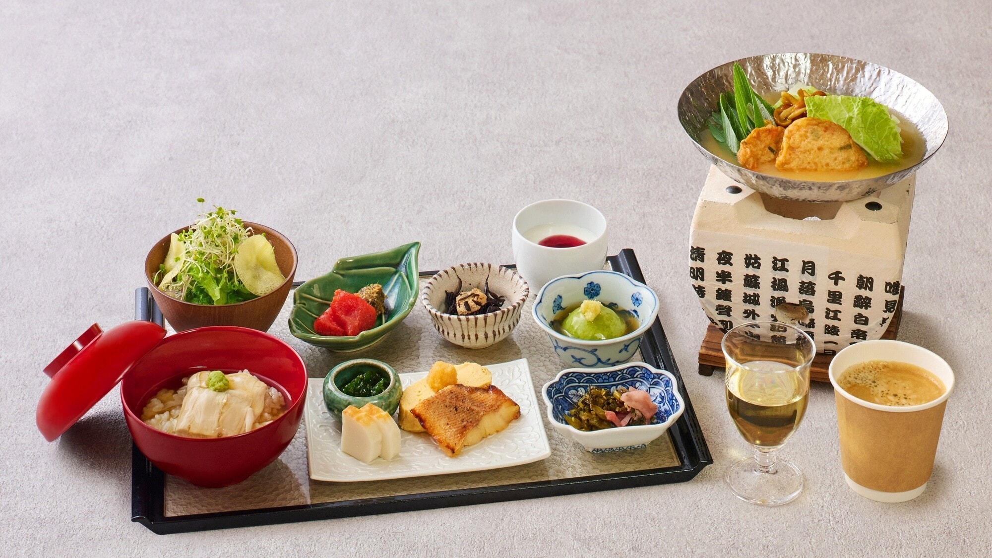◆選べるご飯（湯葉餡かけご飯）と相性抜群なご飯のお供を添えた京朝食（3月16日～6月10日）