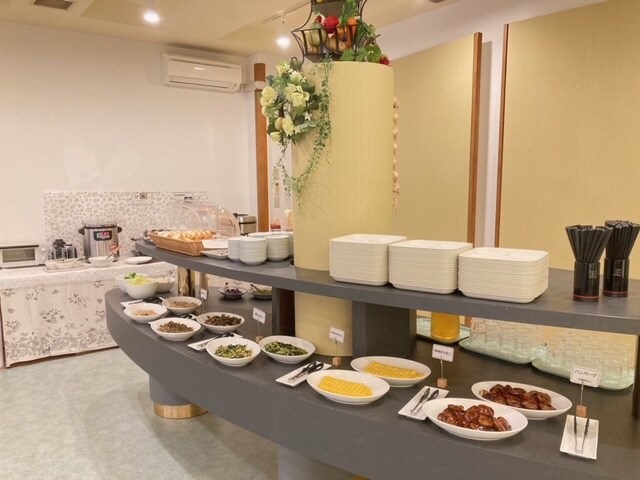 Breakfast ⑤
