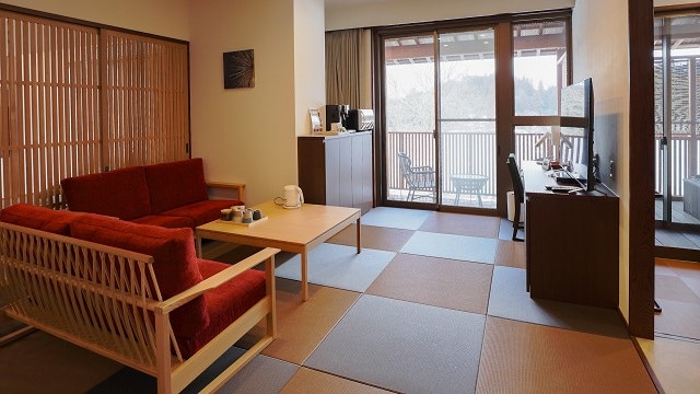 Guest room with open-air bath (90 square meters) Japanese-Western style