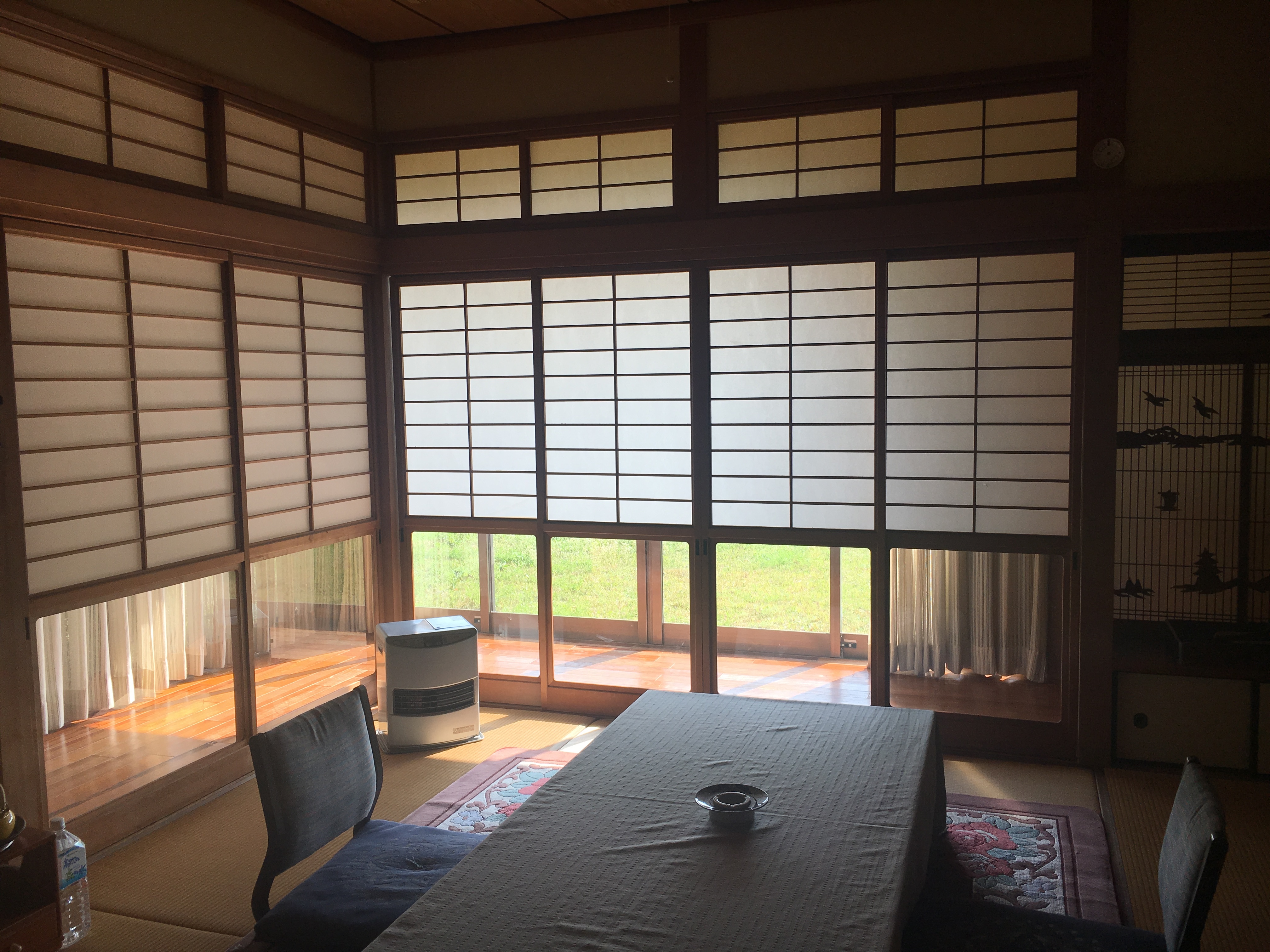 Separate Japanese-style room with garden