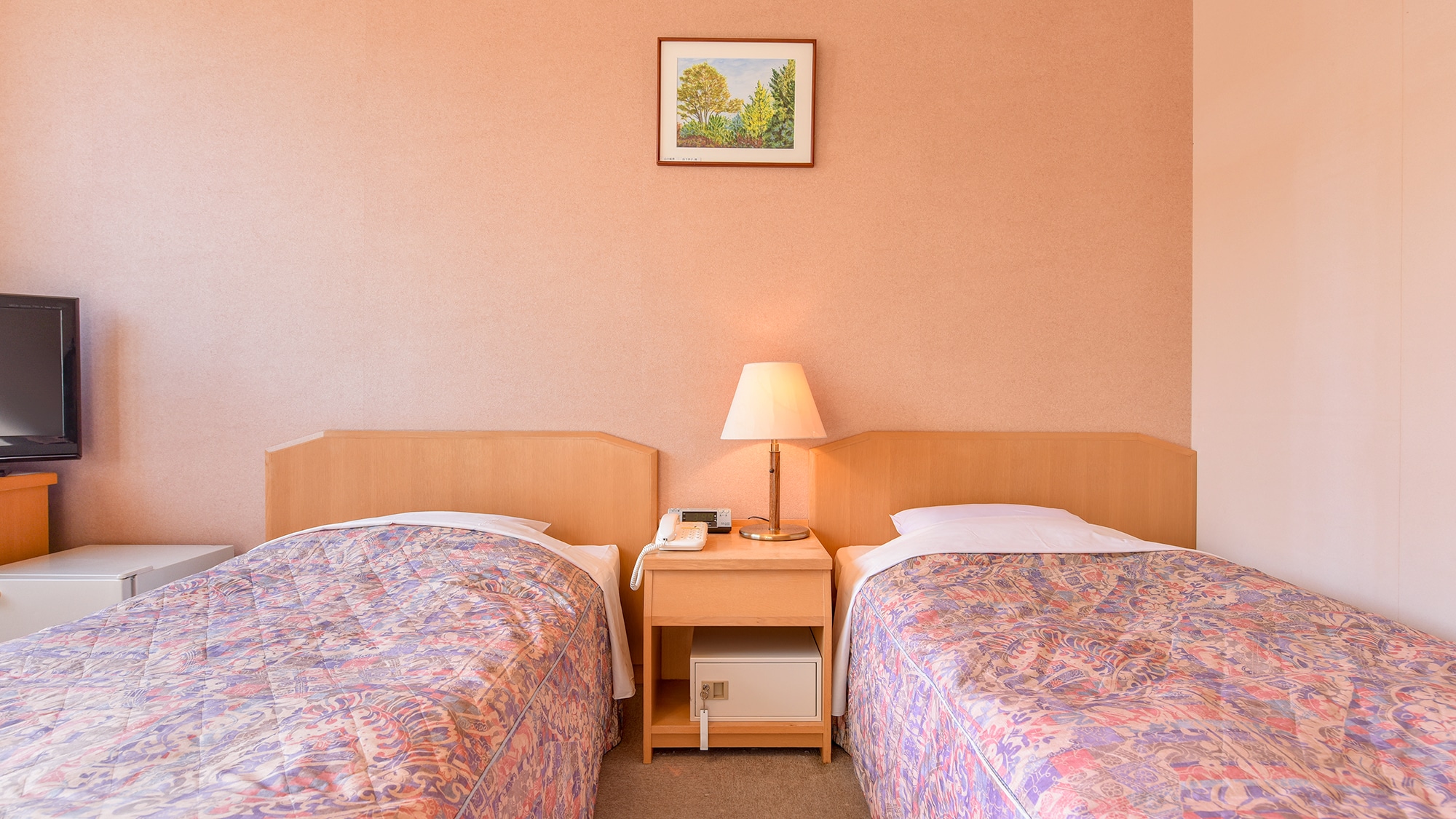 * [Example of guest room / Western-style twin room] It's fun to talk about the events of the day before going to bed ☆
