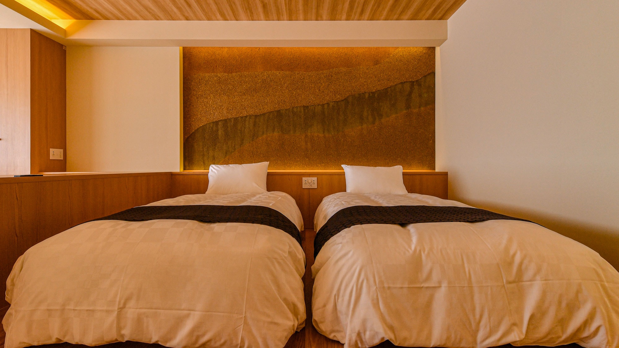 Japanese modern room with 2 single beds