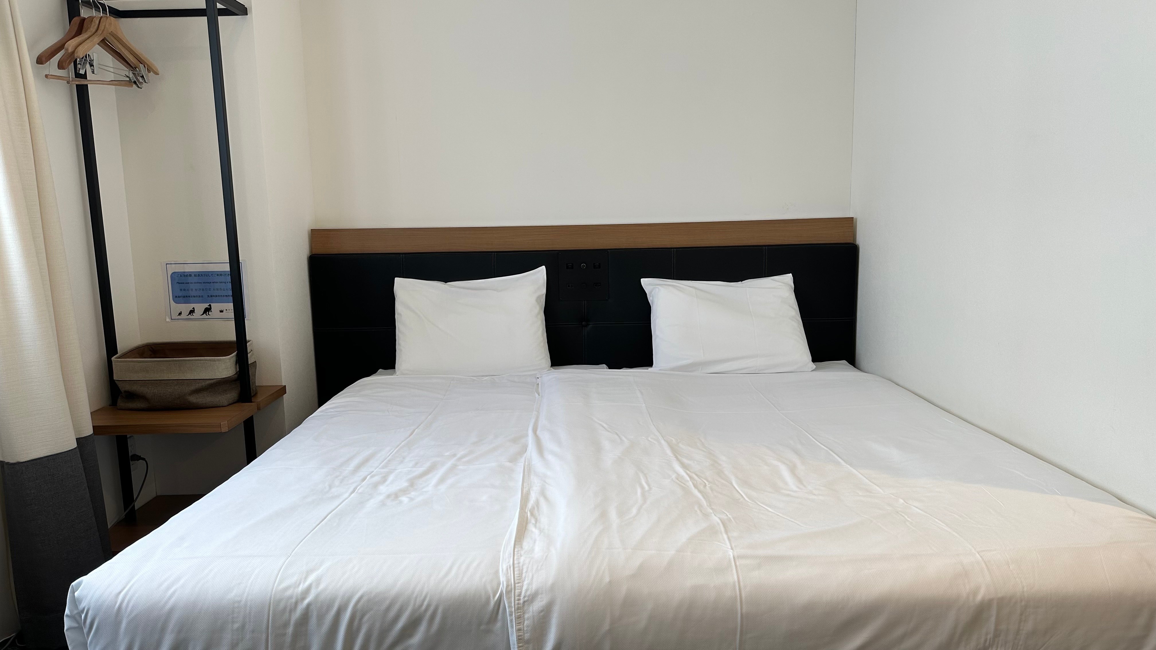 Kamar kembar Hollywood