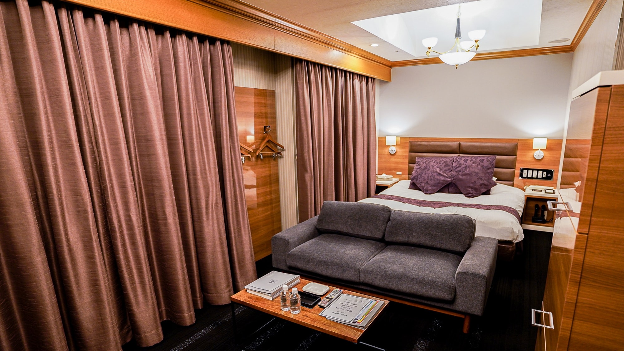 *[Junior Suite King] 30 square meters / with sofa