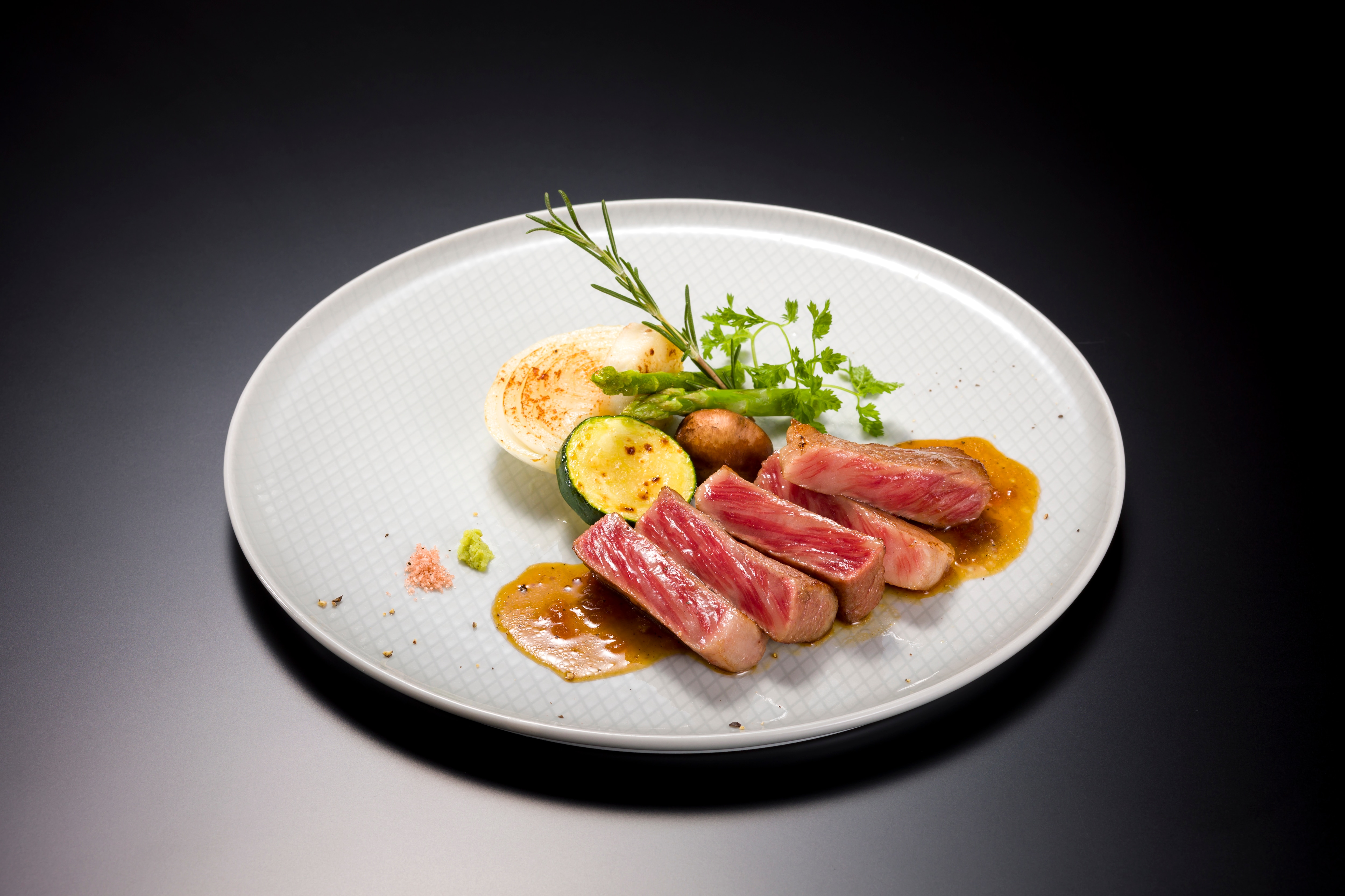 Tottori Wagyu Olein 55 "A5 Rank Sirloin" Steak