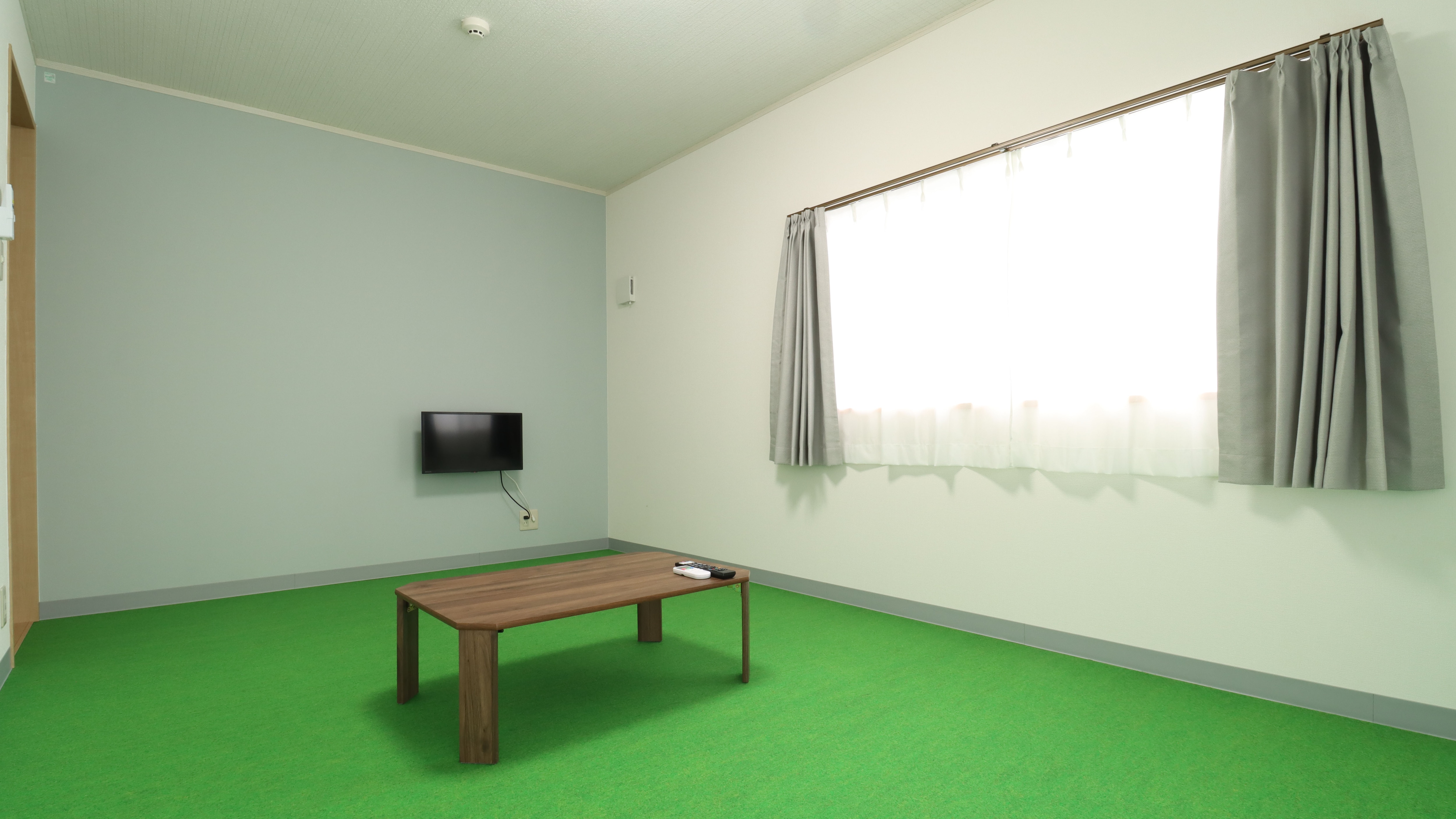 【204】You can relax even if you are alone.
