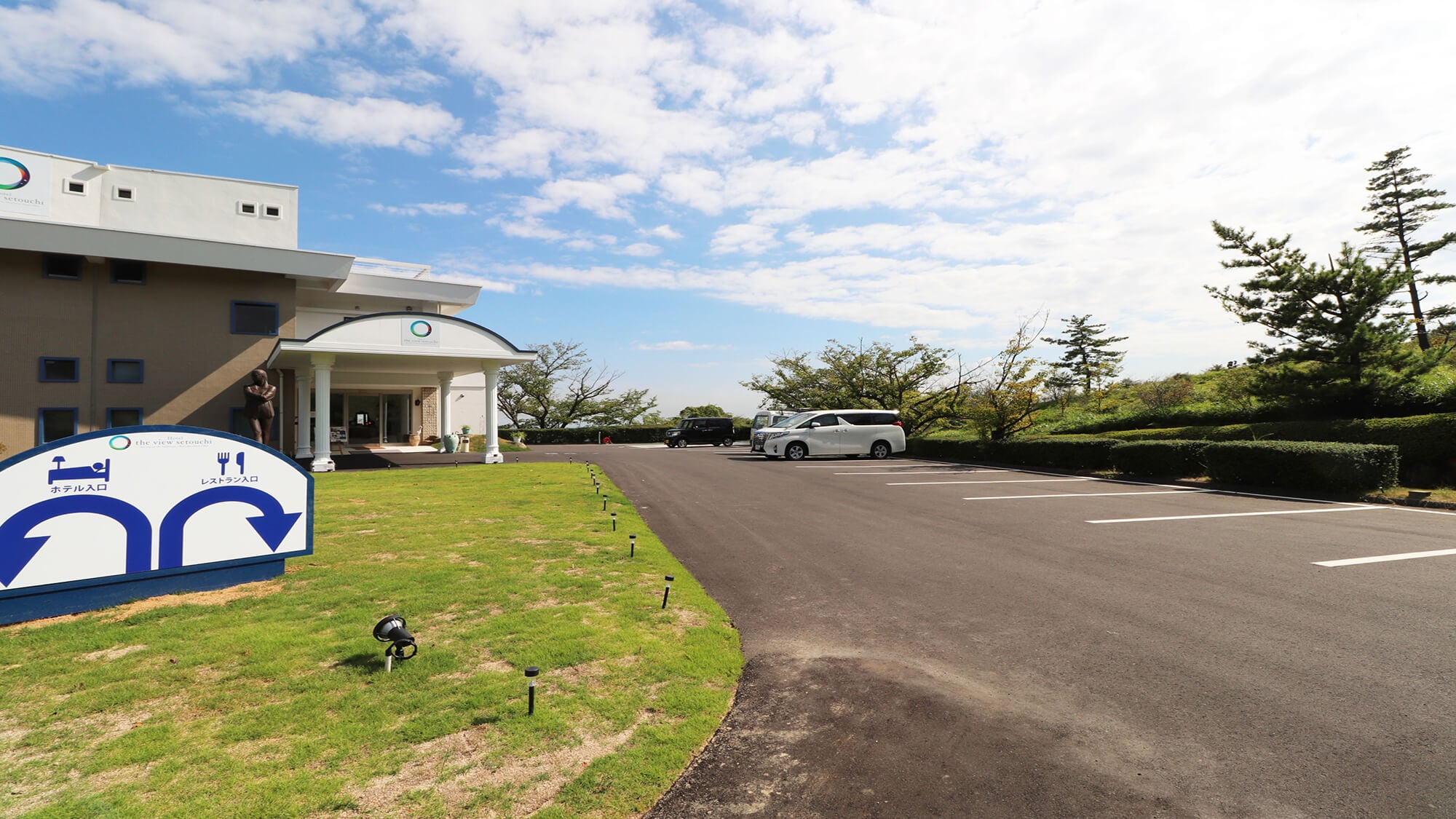 [Tempat parkir] 16 mobil gratis