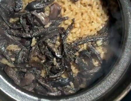 令人難忘的鮮活味道和香氣#窯燒蘑菇飯