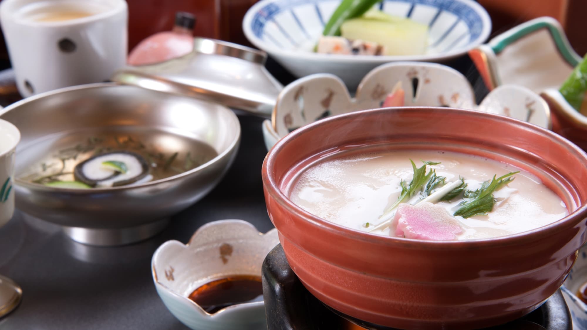 * Supper example / Please enjoy the heartfelt Kyoto-style tea kaiseki cuisine that is particular about seasonal ingredients.