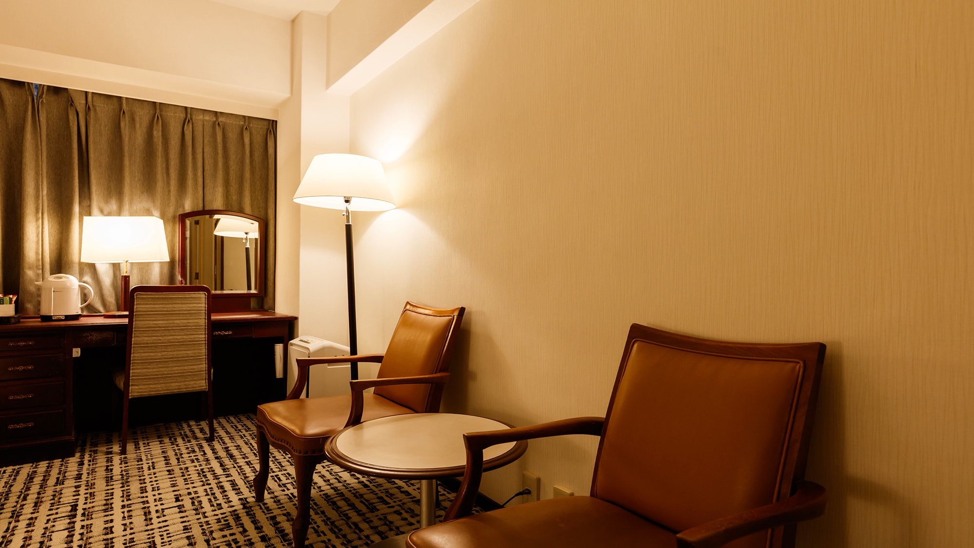 Twin room image