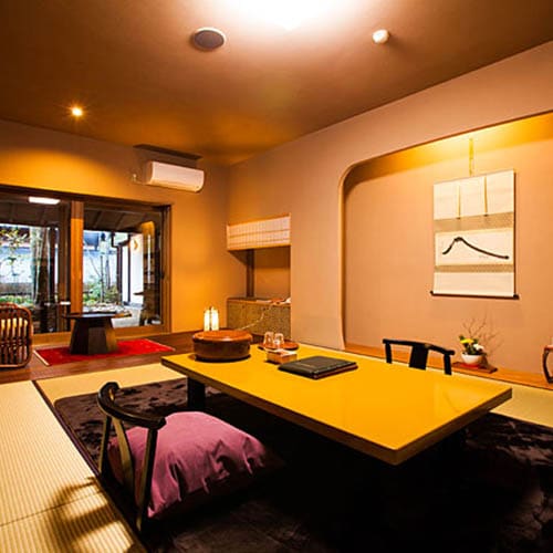 An example of a special room in the main building