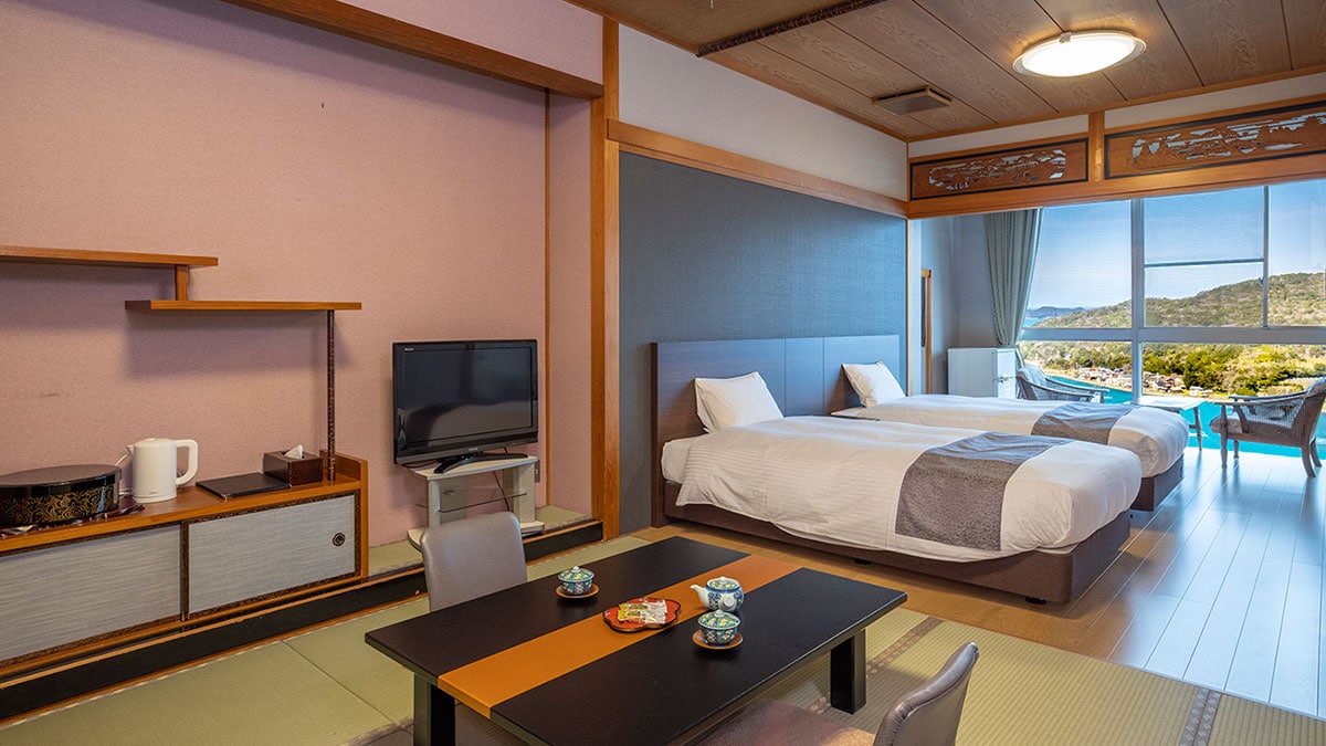 Japanese-Western style room 19-20 tatami mats
