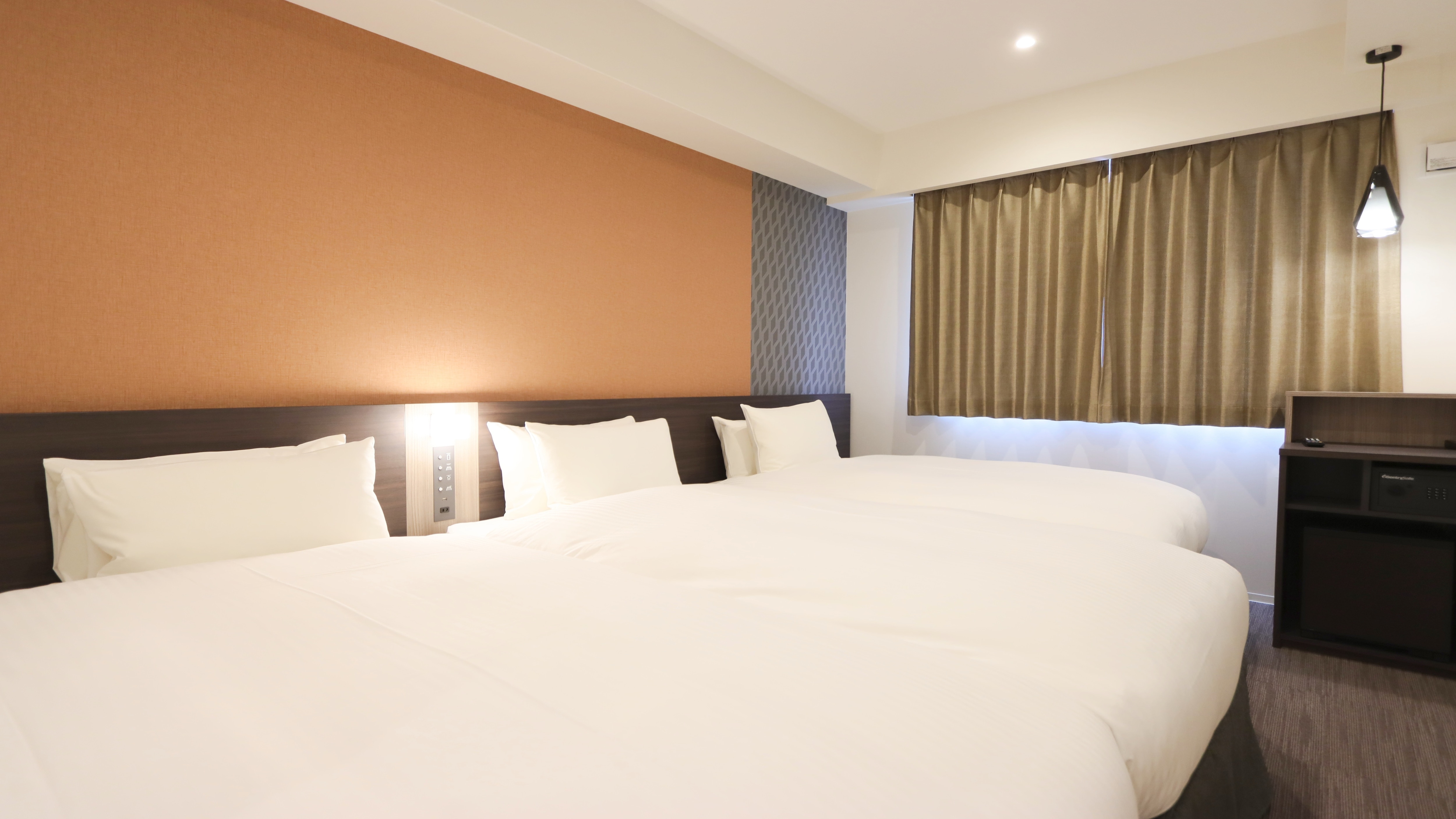 Superior Twin Room with extra bed