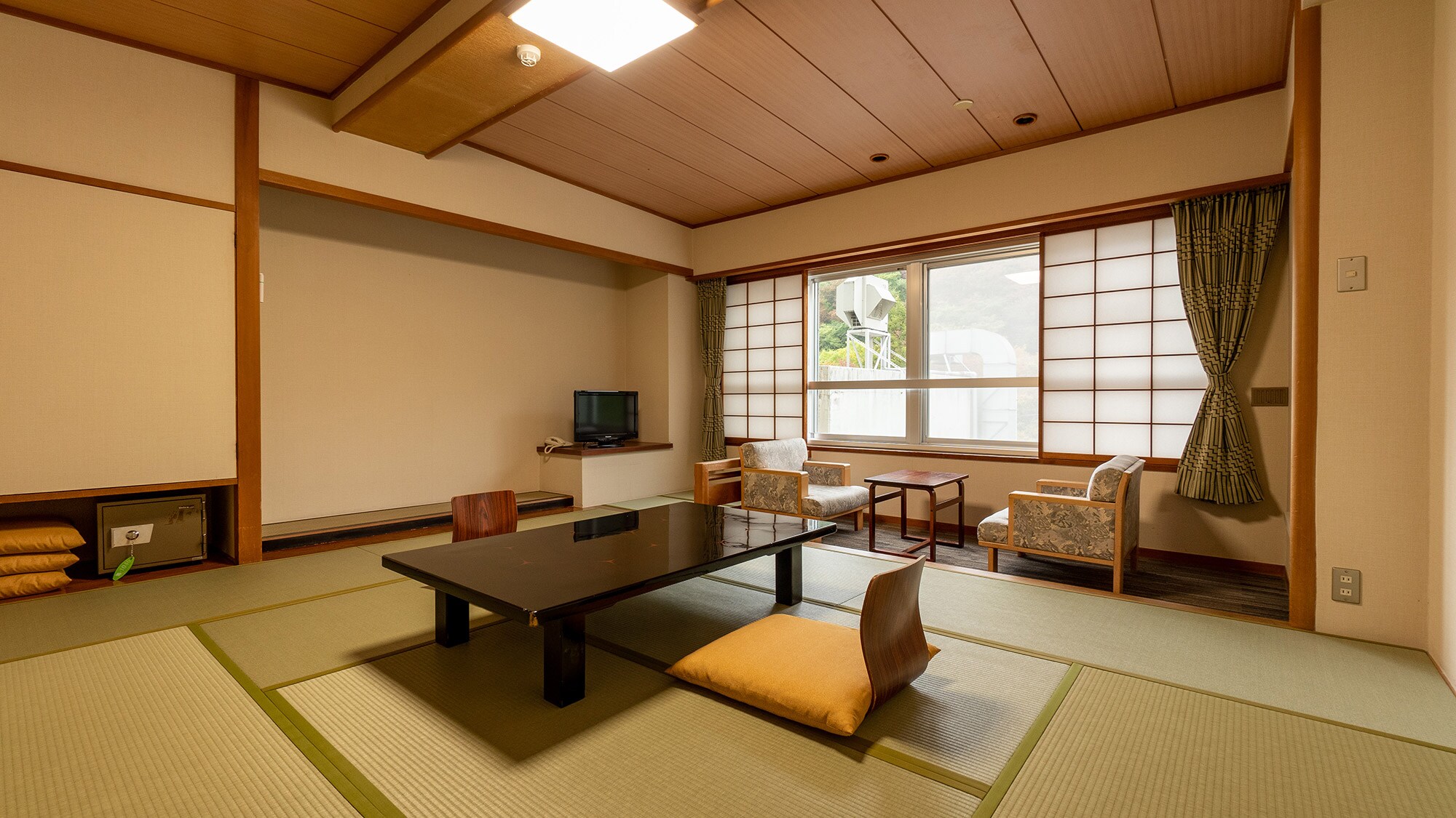 Old building Japanese-style room 10 tatami mats