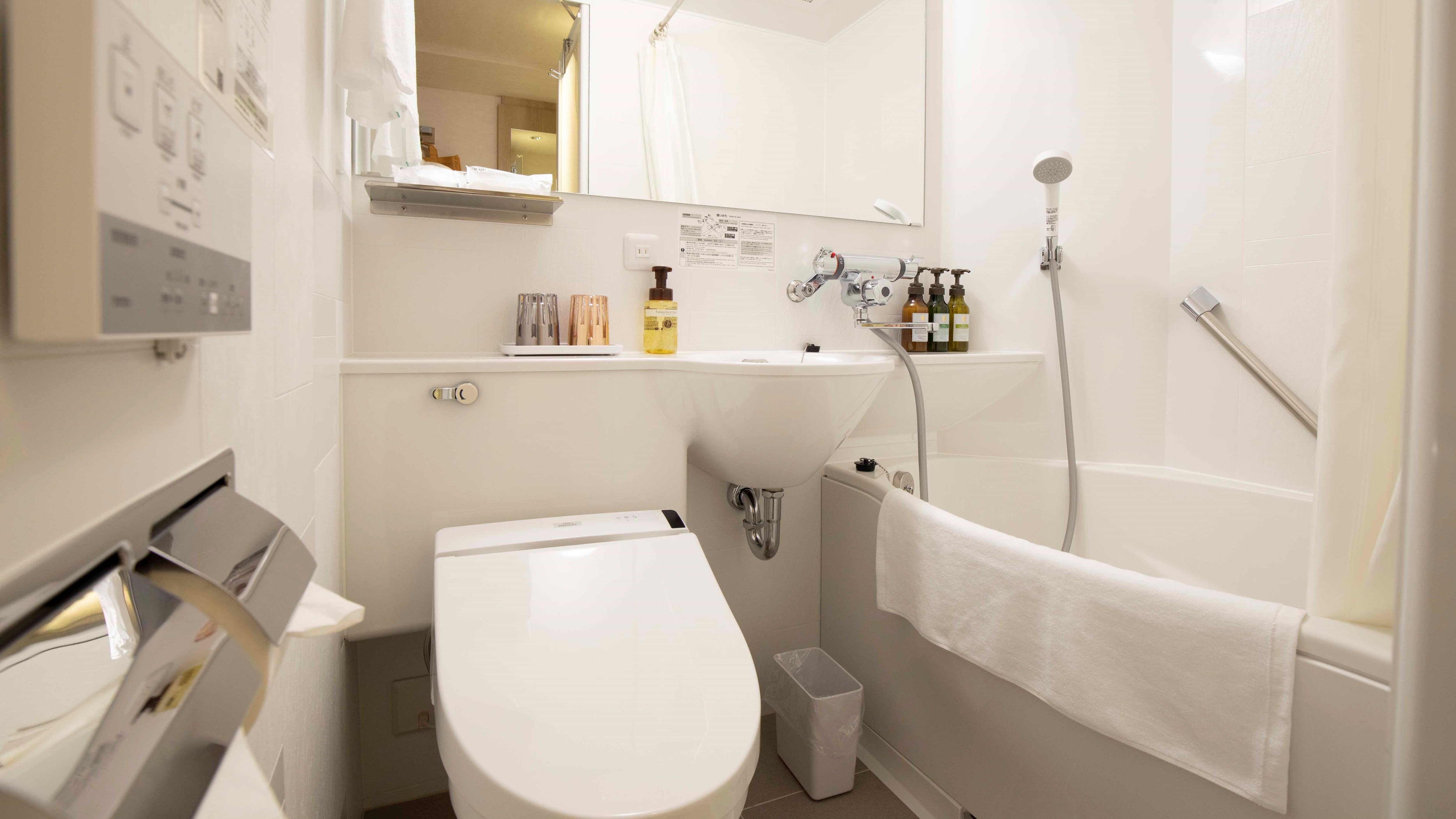 Unit bath