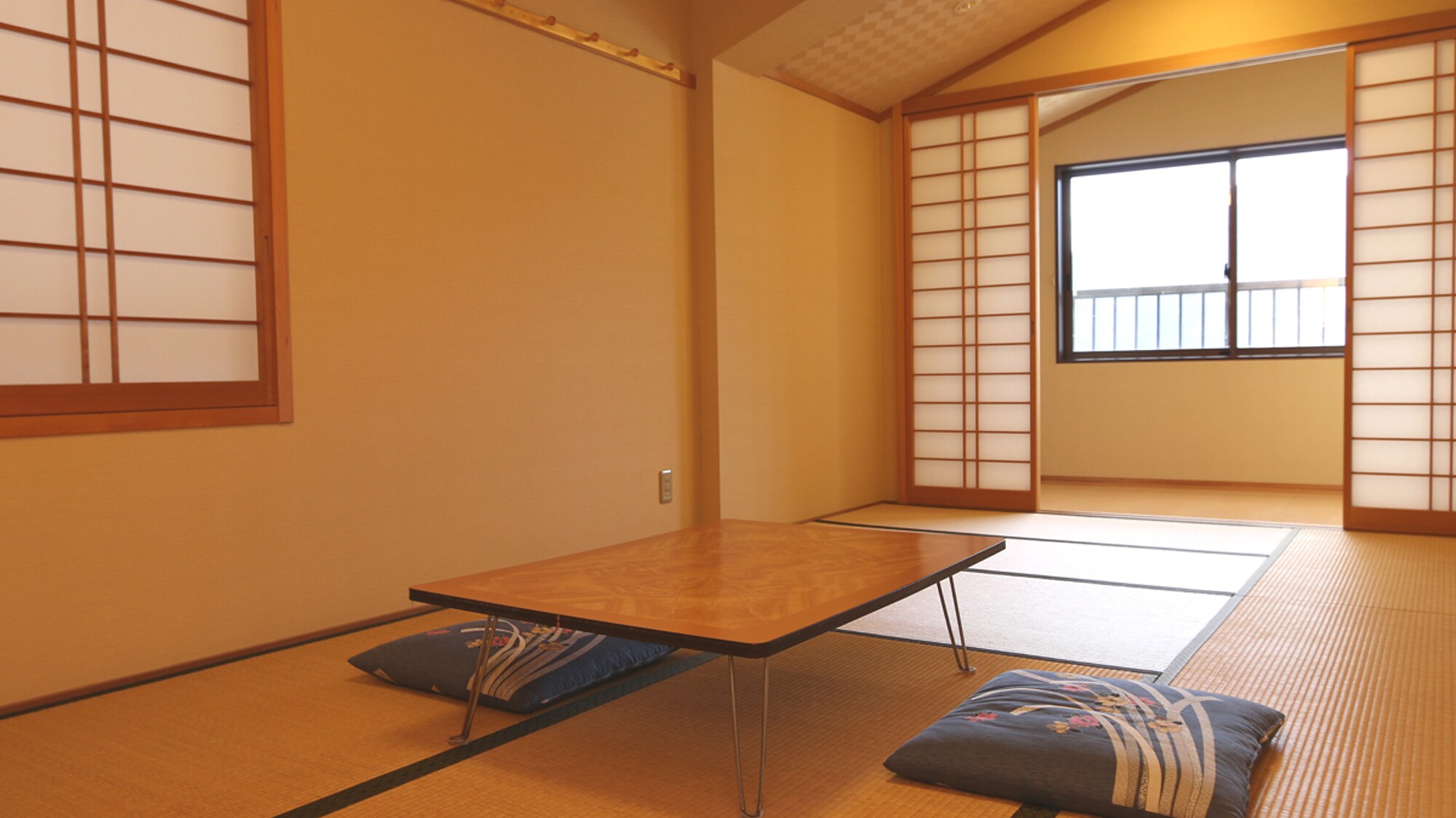 All rooms are Japanese-style rooms, so please relax away from the hustle and bustle.