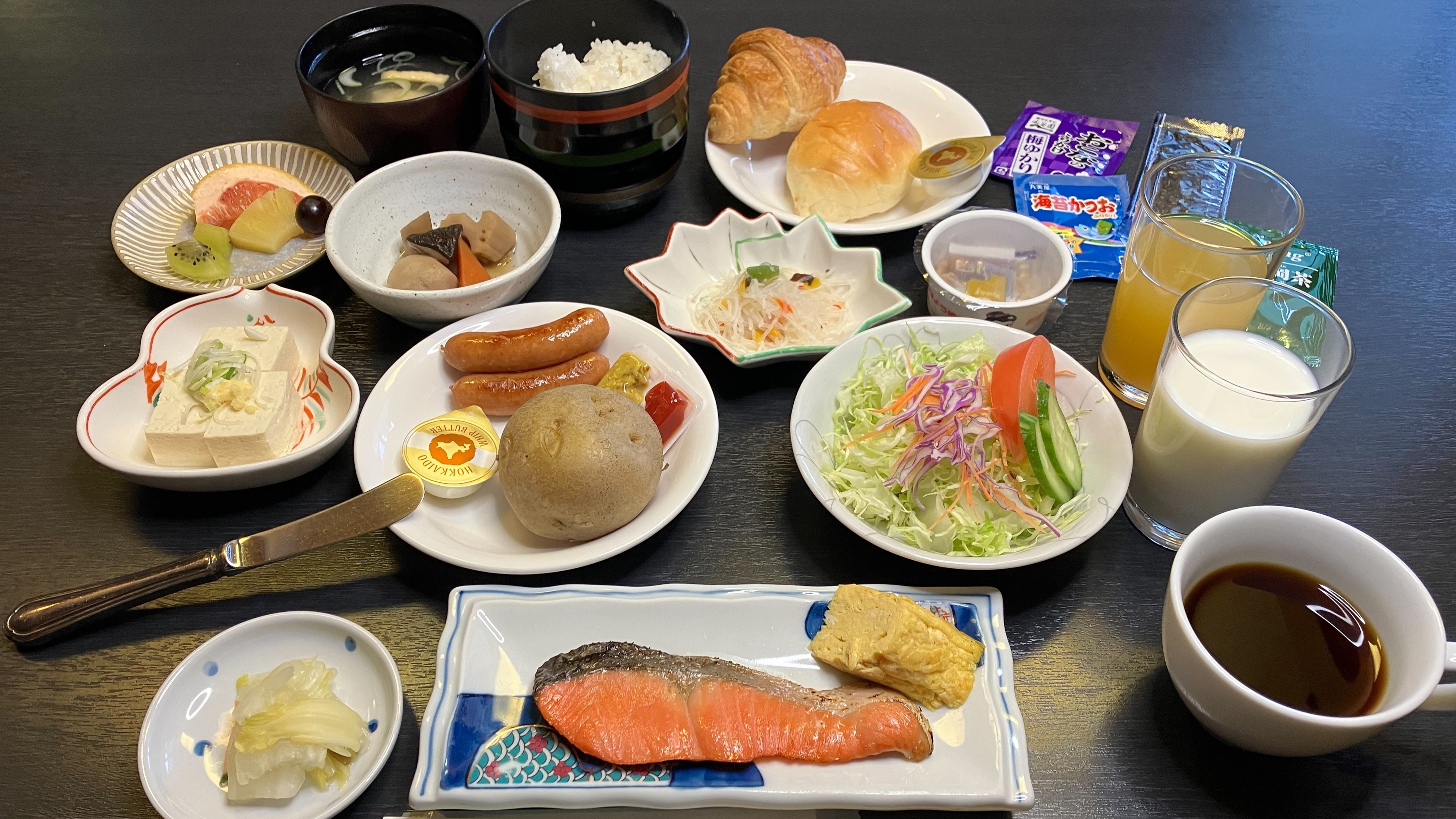 Sarapan (makanan Jepang + prasmanan mini)