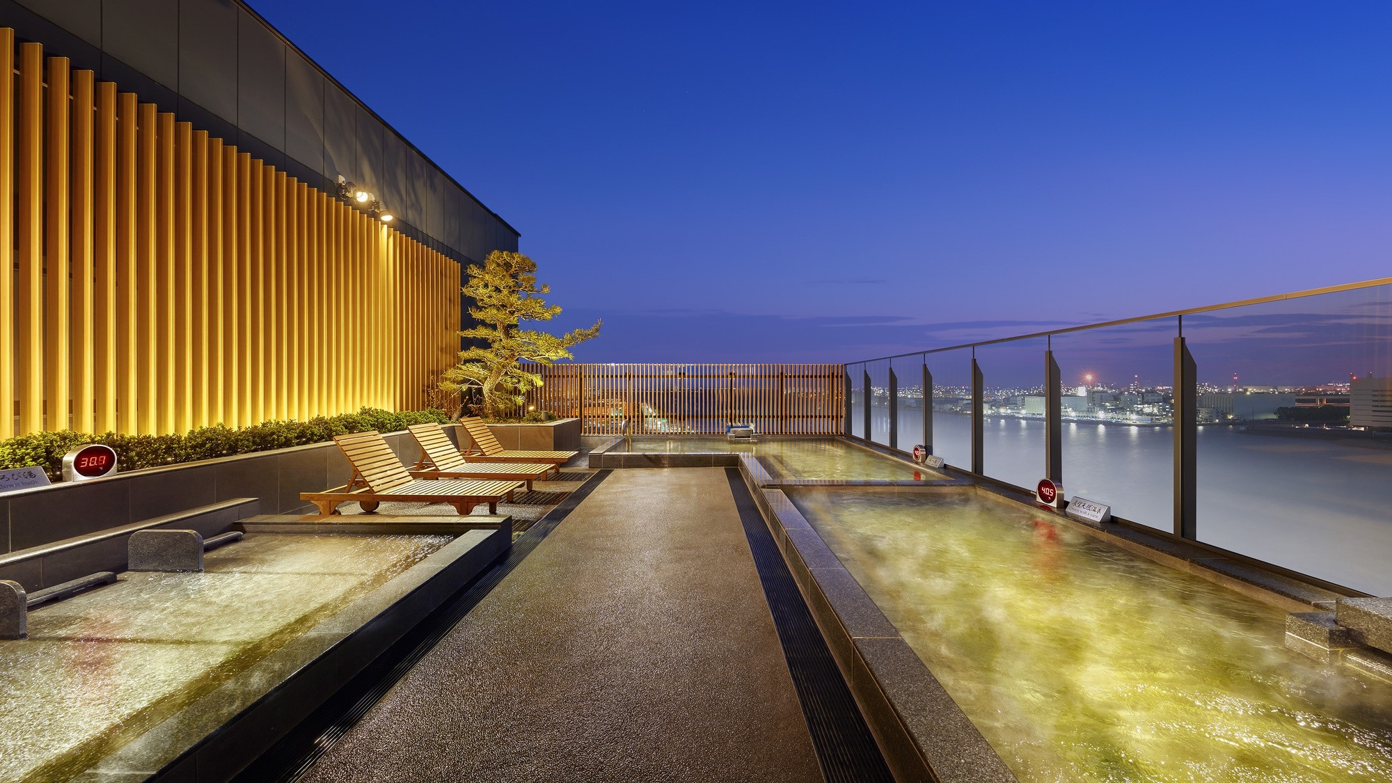 Gintyo no Yu open-air bath