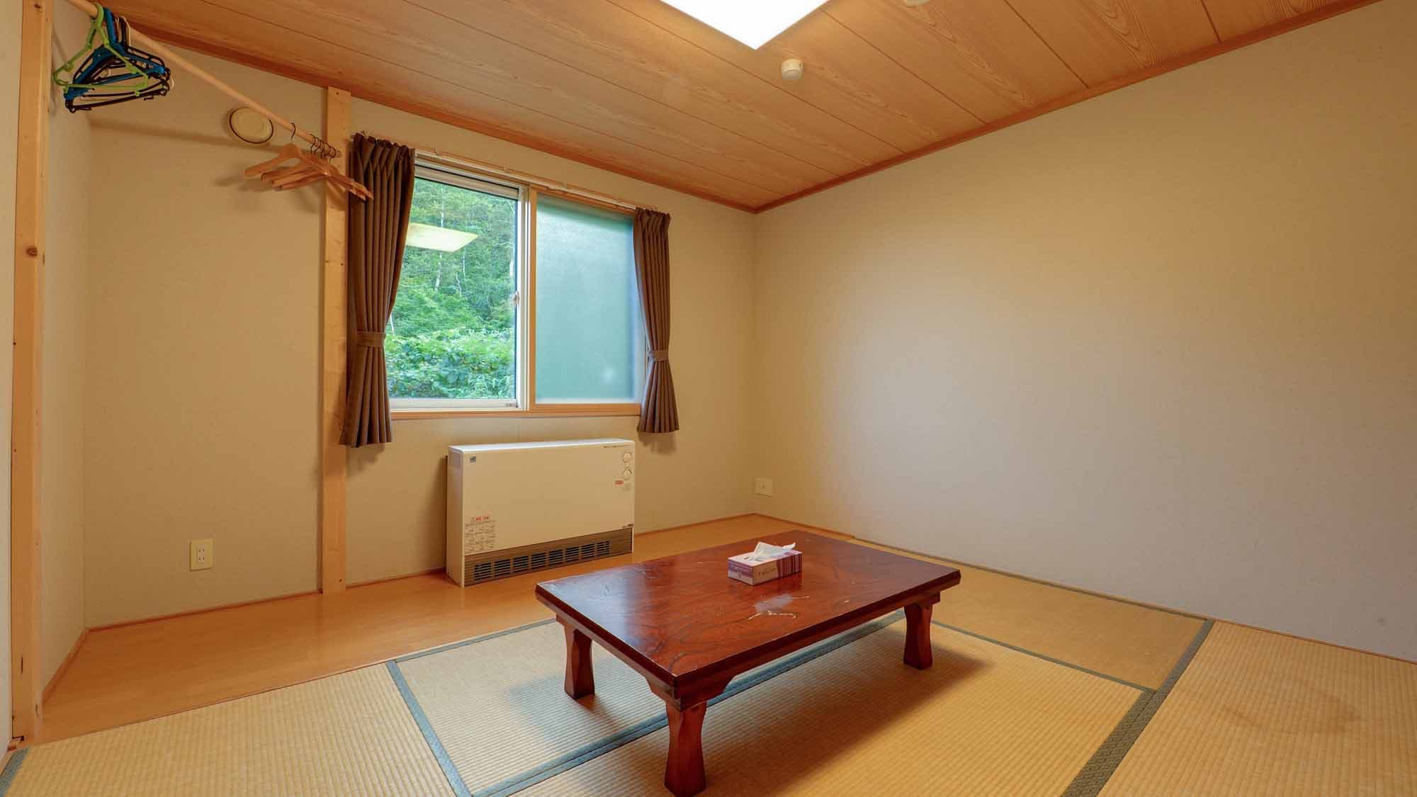 * Room (Japanese-style room in the annex) / The annex is only for staying without meals, but you can cook with self-catering facilities and spend your time as you wish.