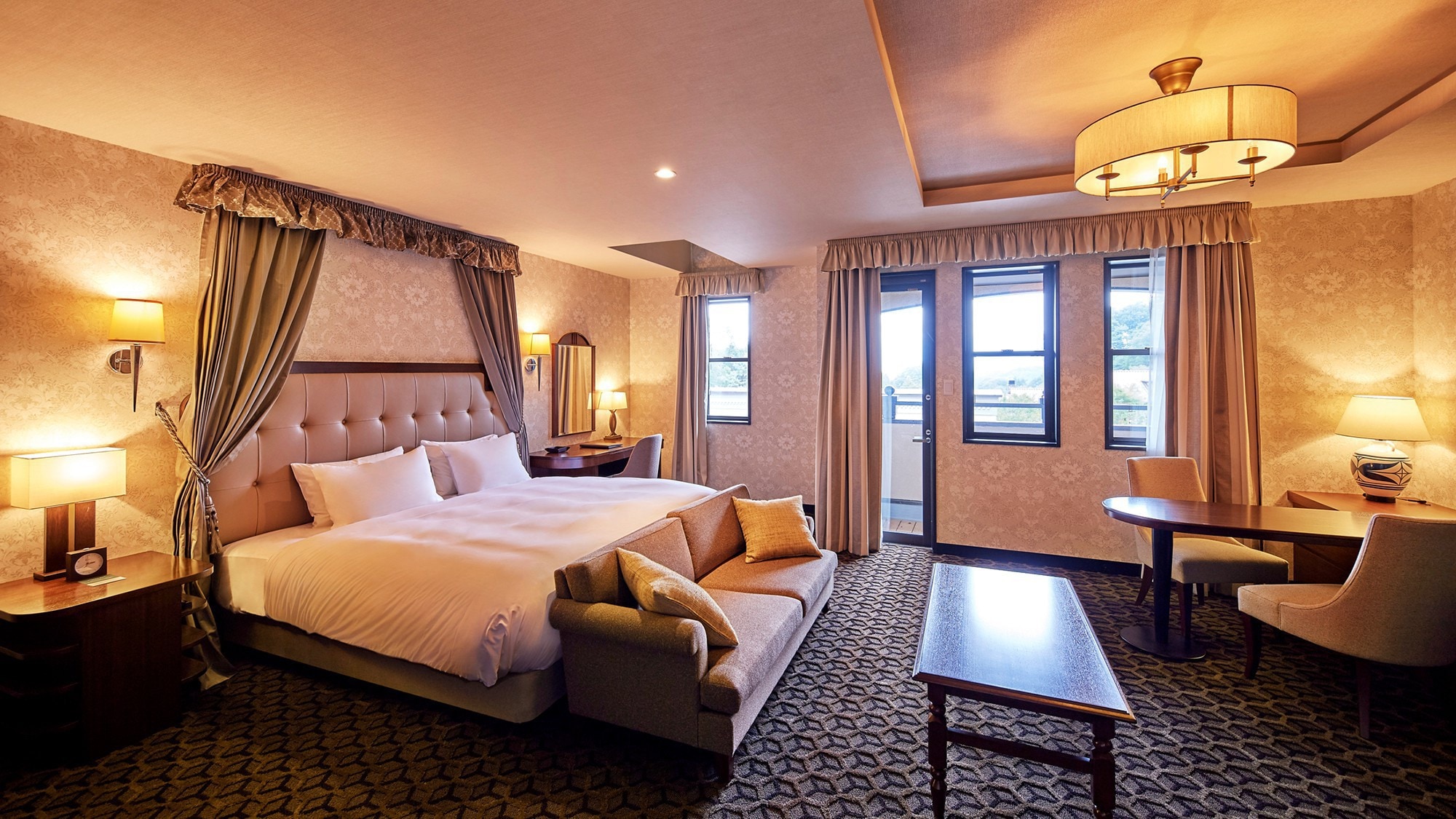 Asama View Deluxe Double / 54-58㎡ / Spacious space, soothing view of Mt. Asama through the large window