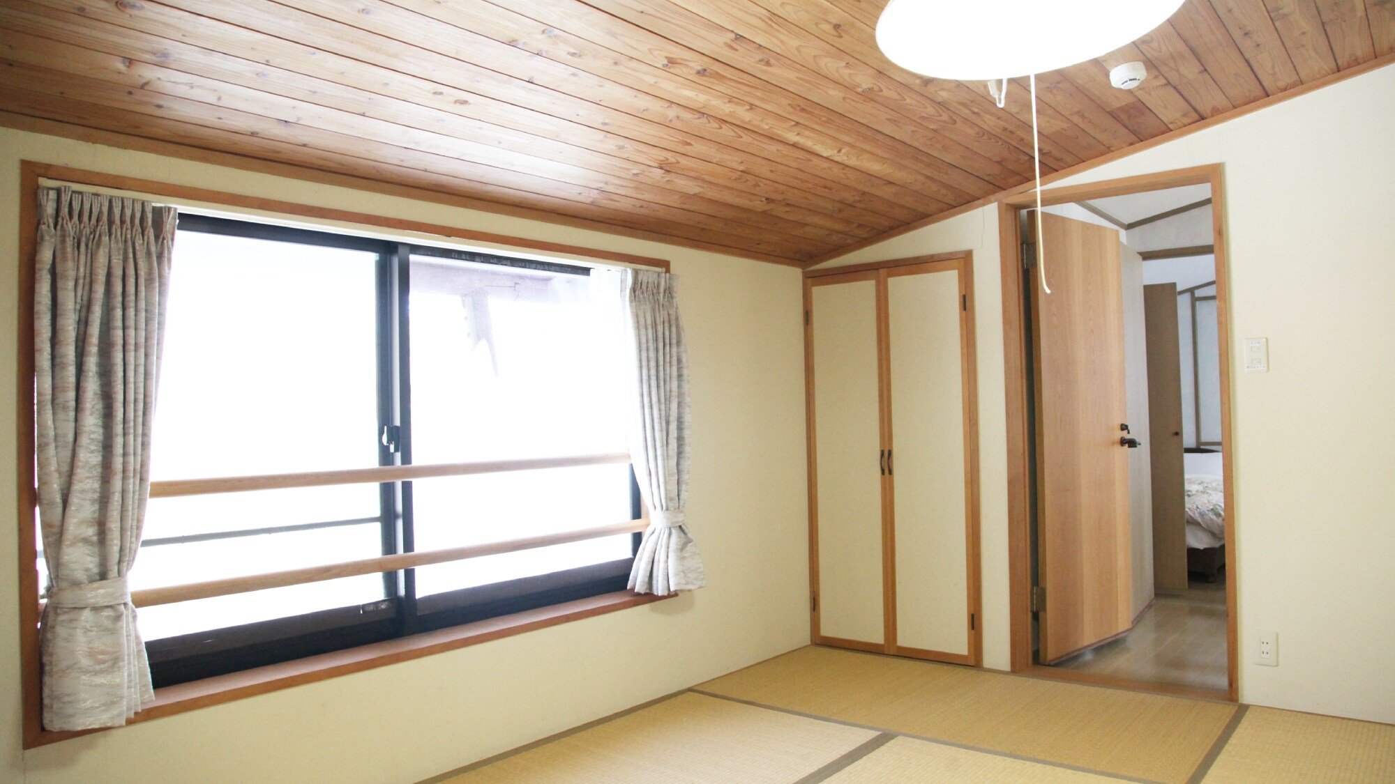 ・Shion Rainbow Japanese-style Room