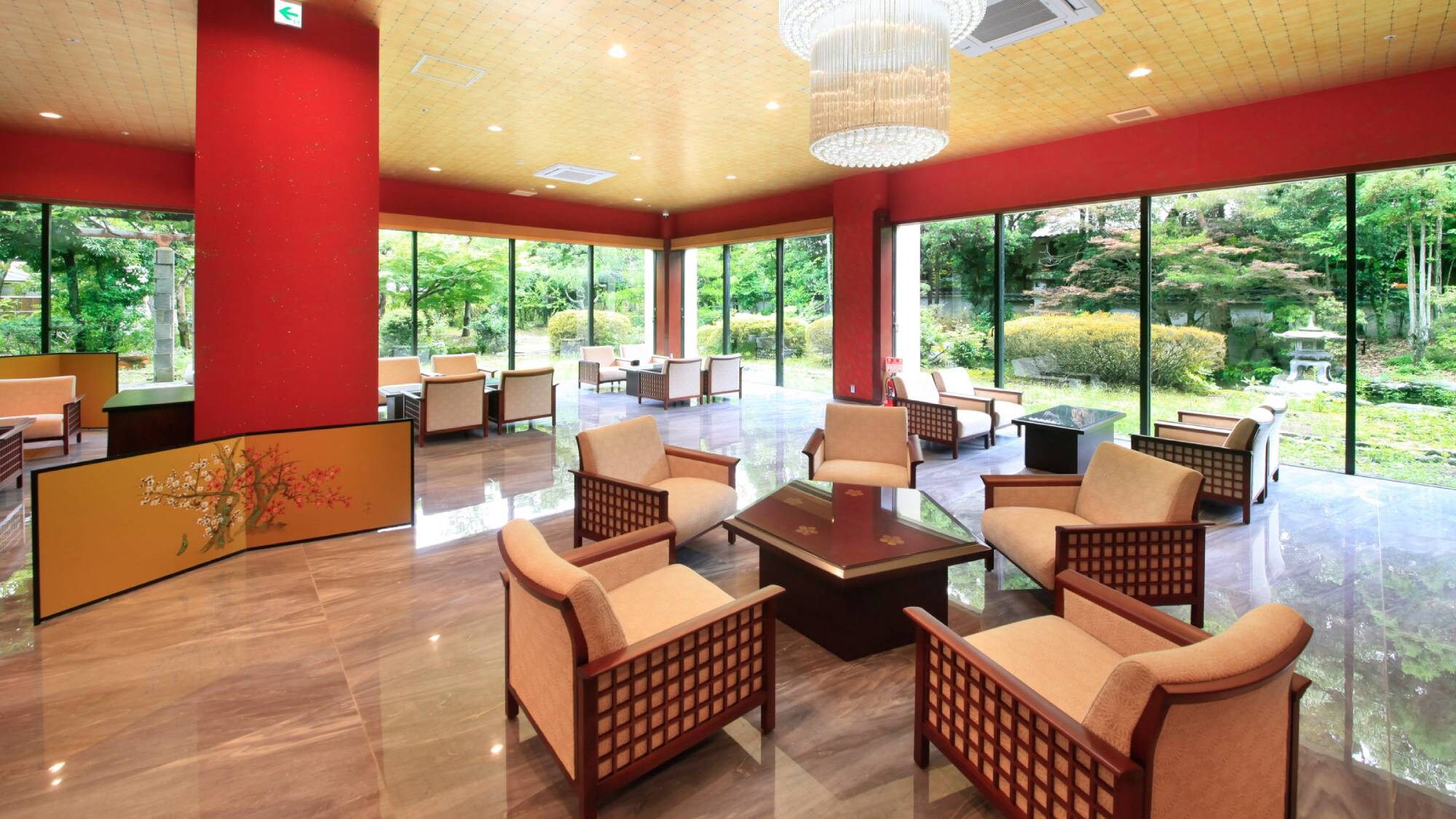 The lobby of the annex "Kanade"