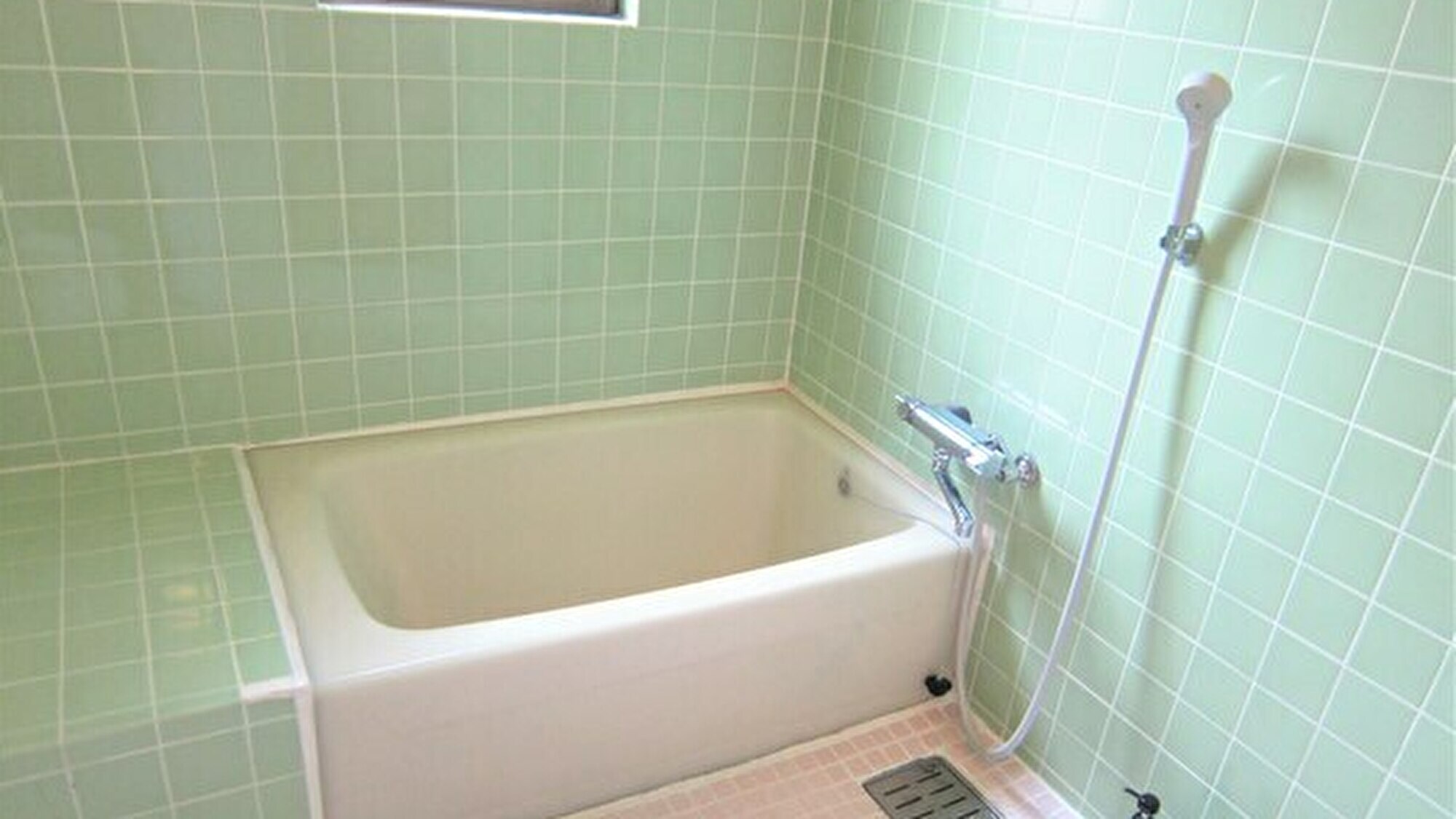 ตัวอย่างห้องน้ำในกระท่อม