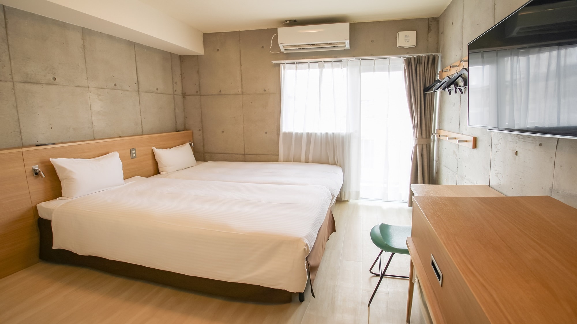 Kamar Twin Standar