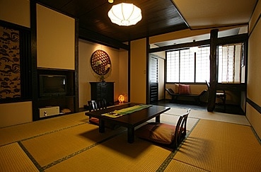 【標準】本館/日式房間（8張榻榻米或10張榻榻米/無巴士）