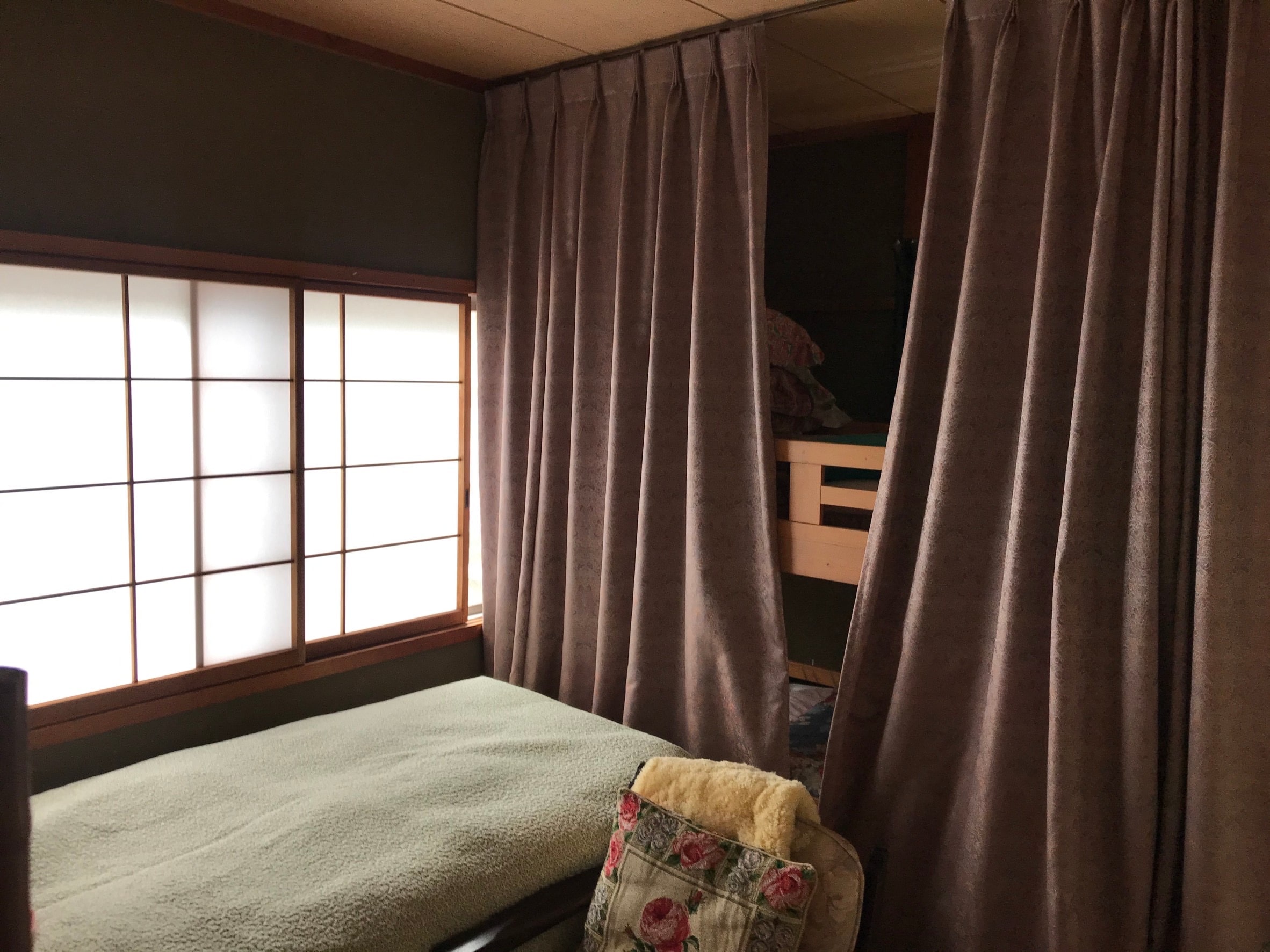 Guest Room Example ⑤
