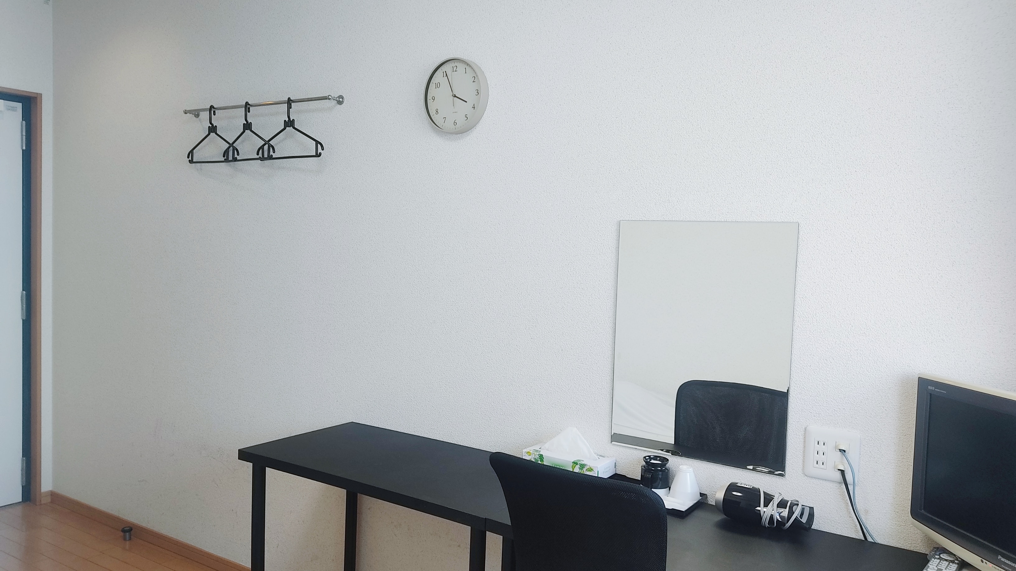Standard single room example