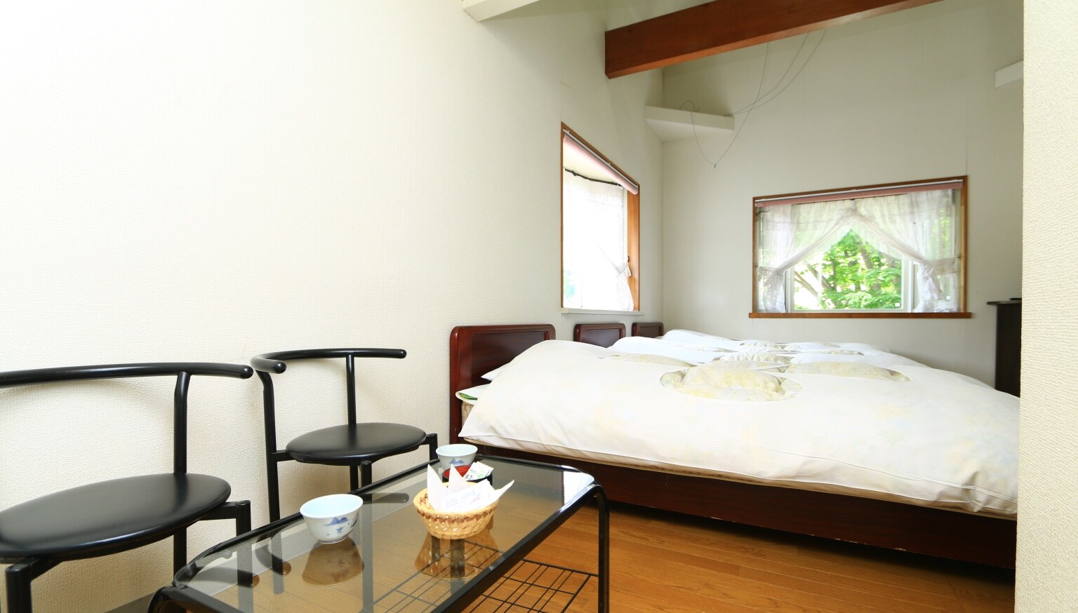 This is a Western-style room.