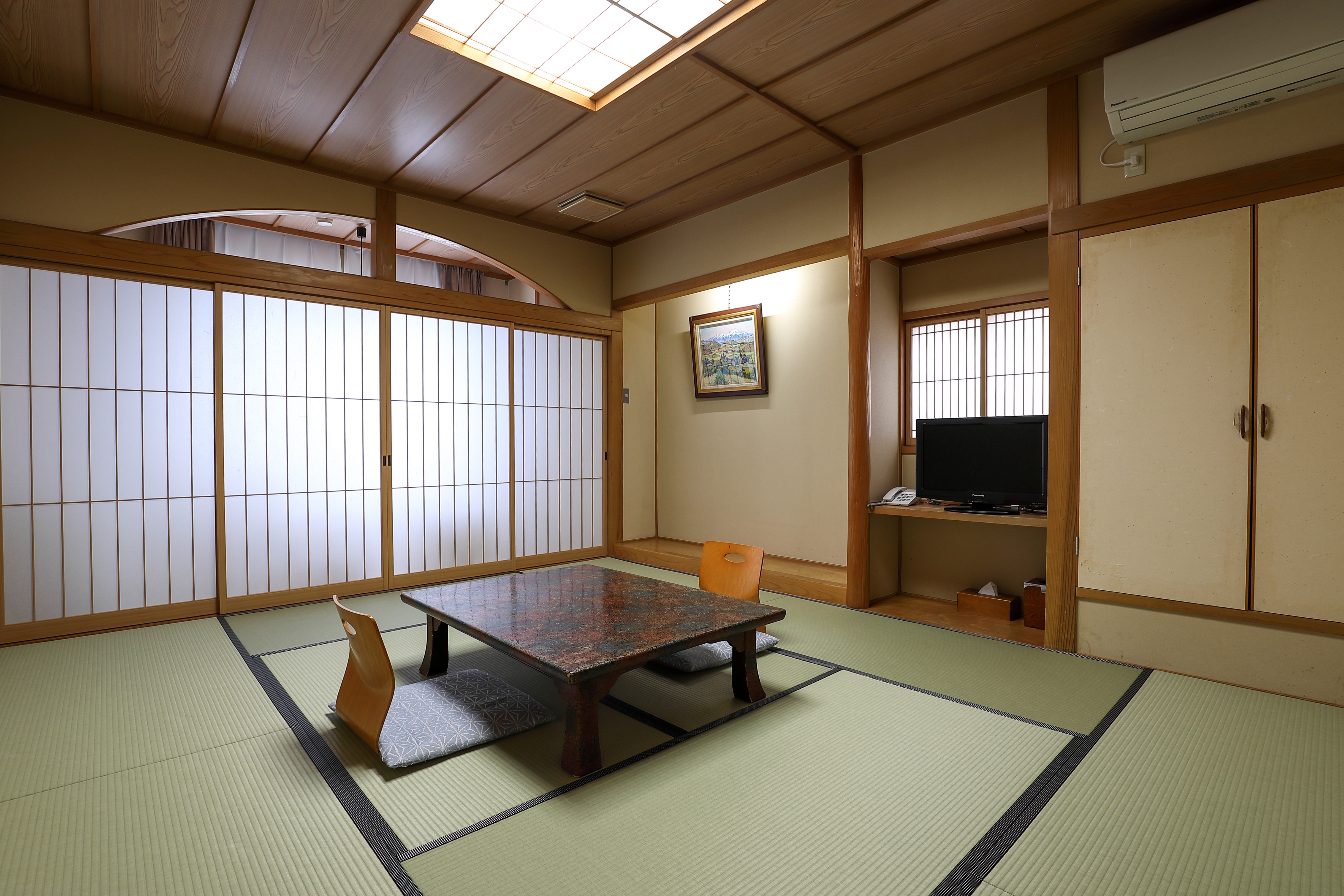 Aokiri Room