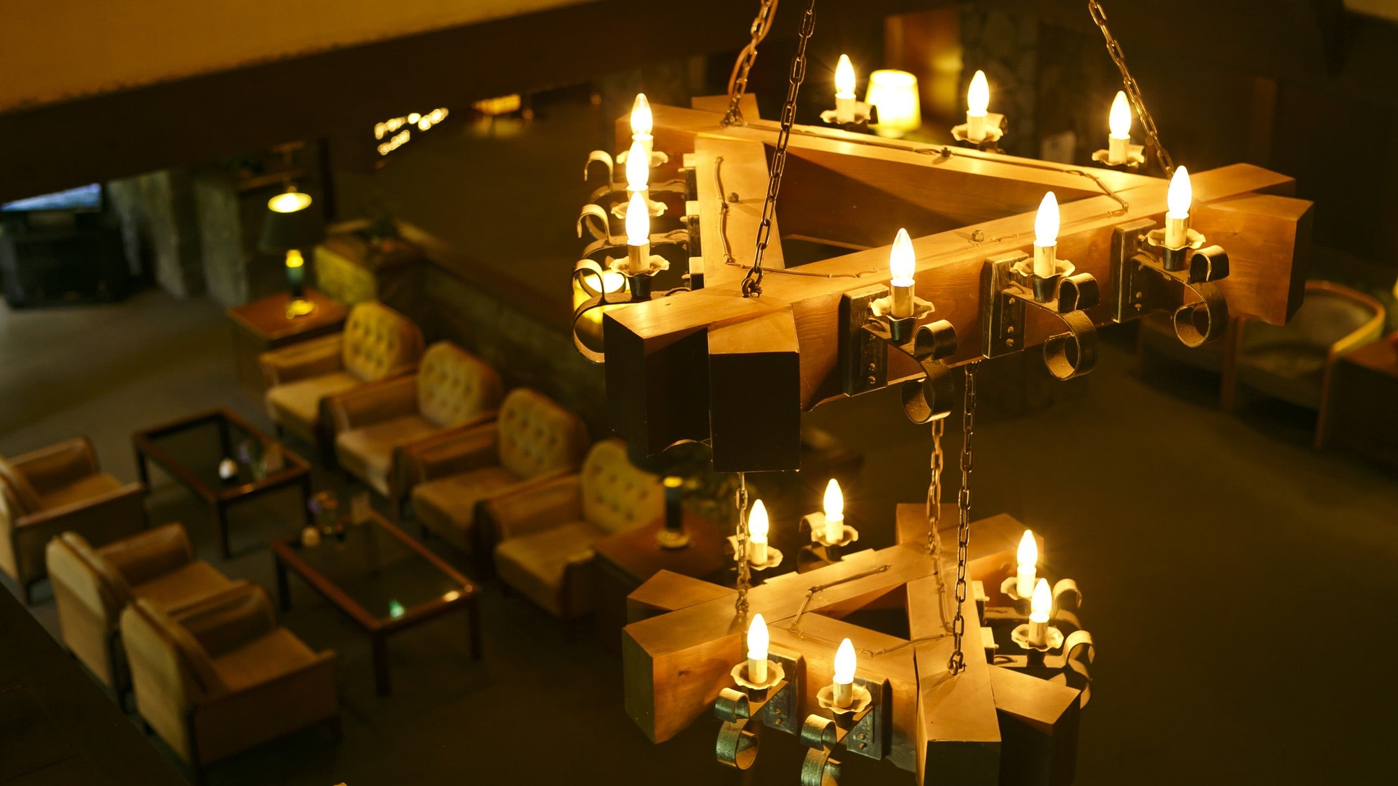 lampu gantung kayu