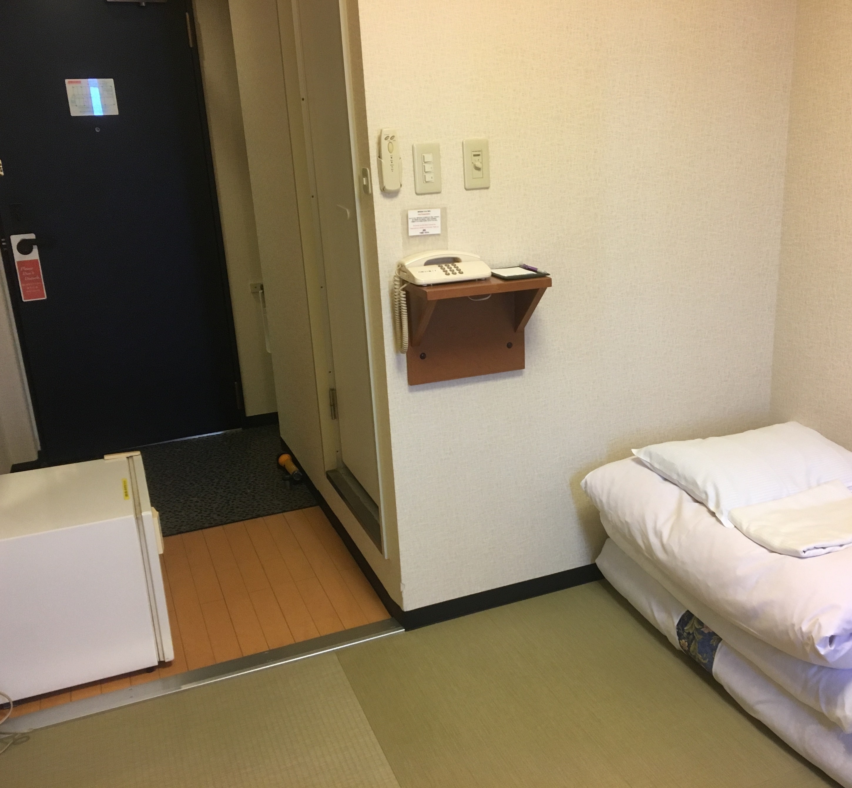 Small tatami room
