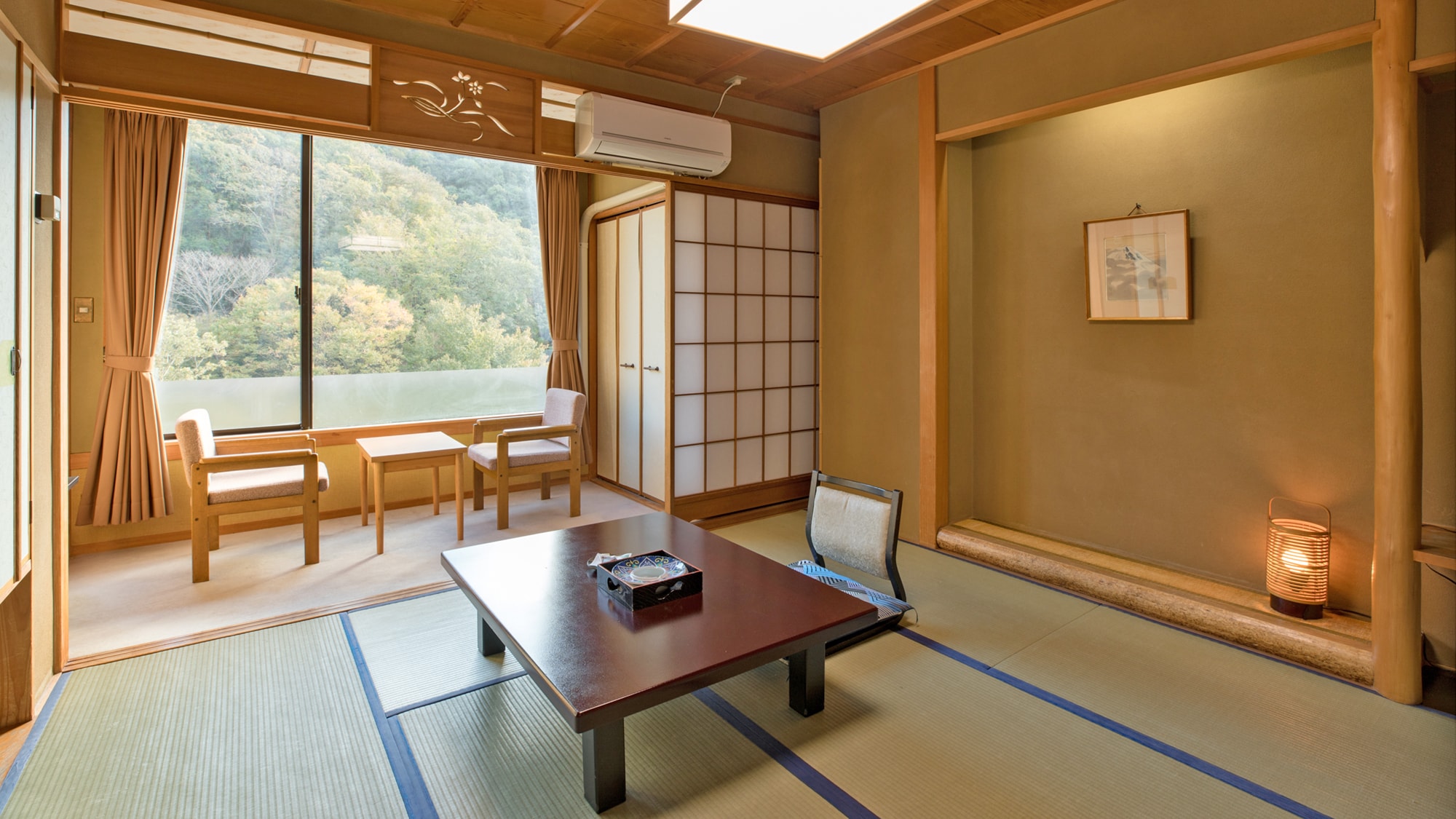 [West Wing] Phòng kiểu Nhật Bản với 8 tấm chiếu tatami (ví dụ phòng dành cho khách)