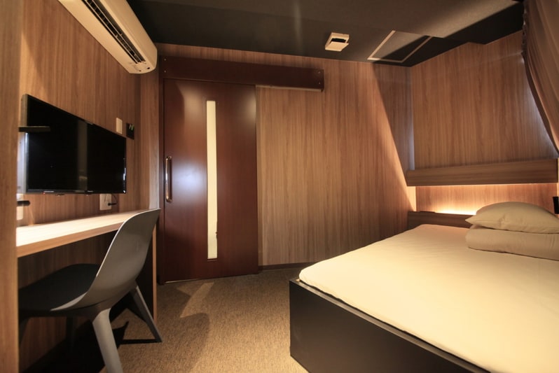 Premium Capsule Room_2