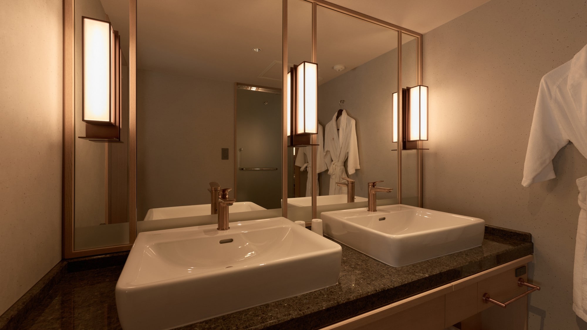<Kamar Tamu Baru> Kyoto Premium Executive Double - Gambar